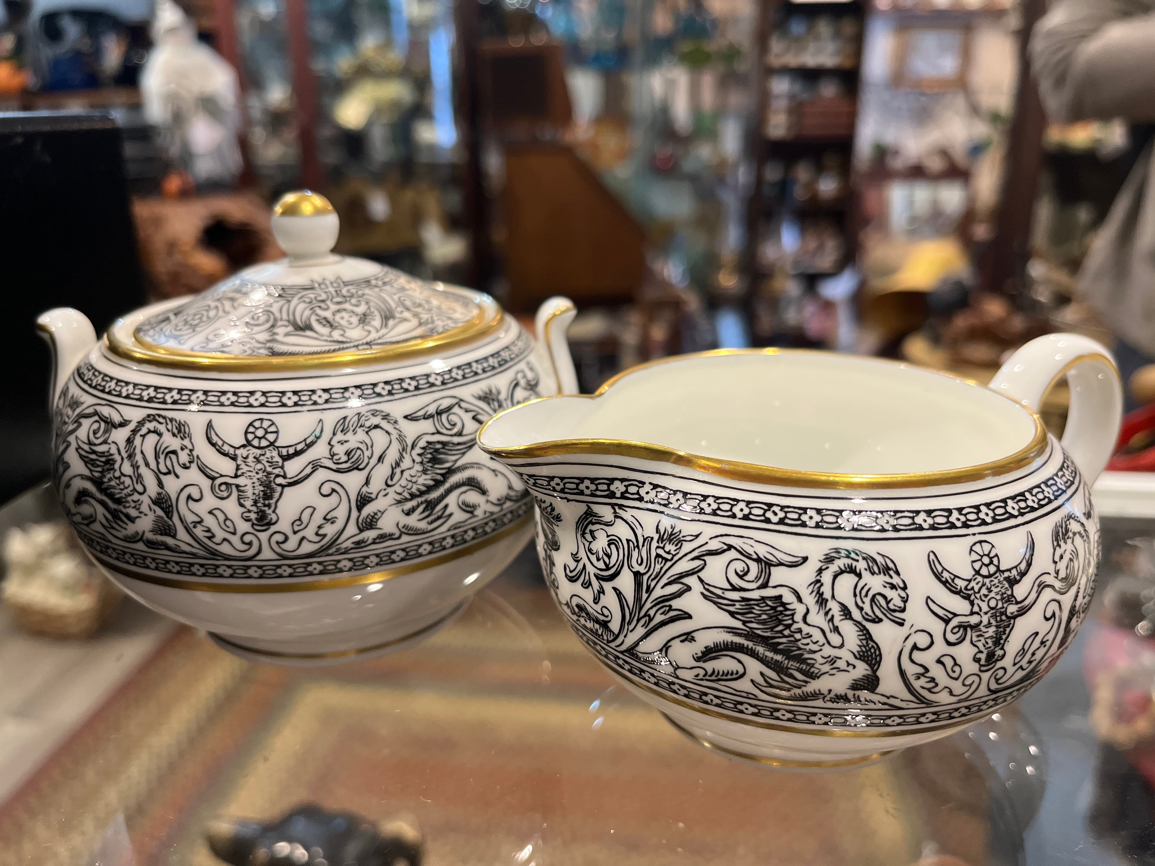 Wedgwood Florentine Sugar Bowl and Creamer - Regular