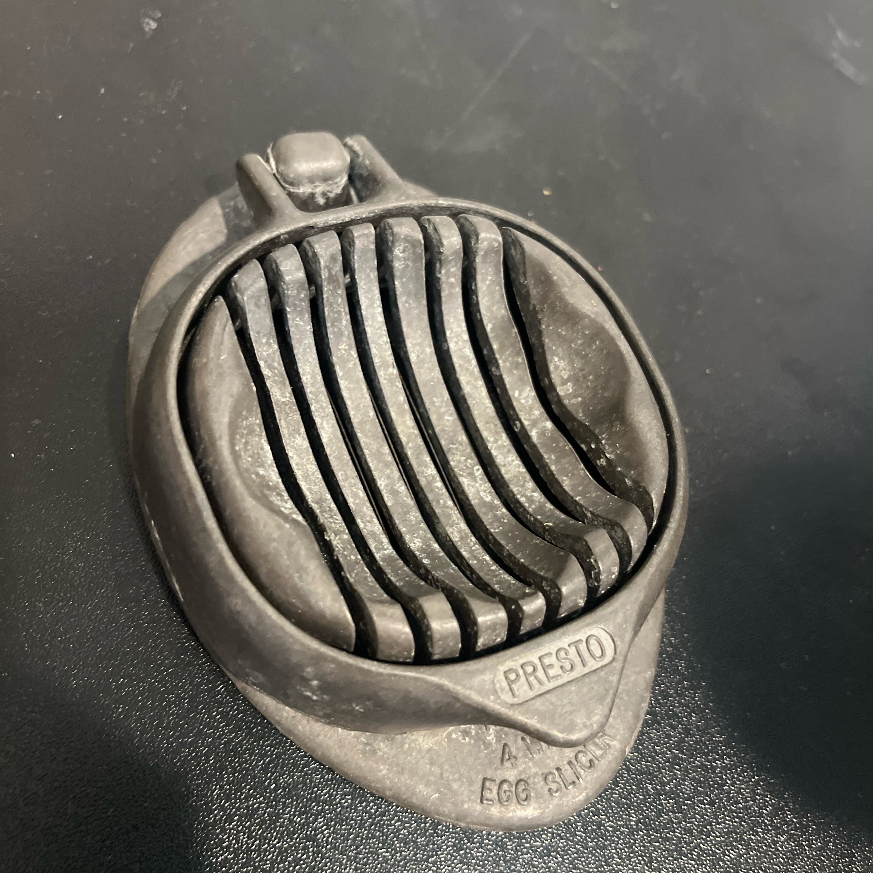 Presto 4-Way Egg Slicer - Regular