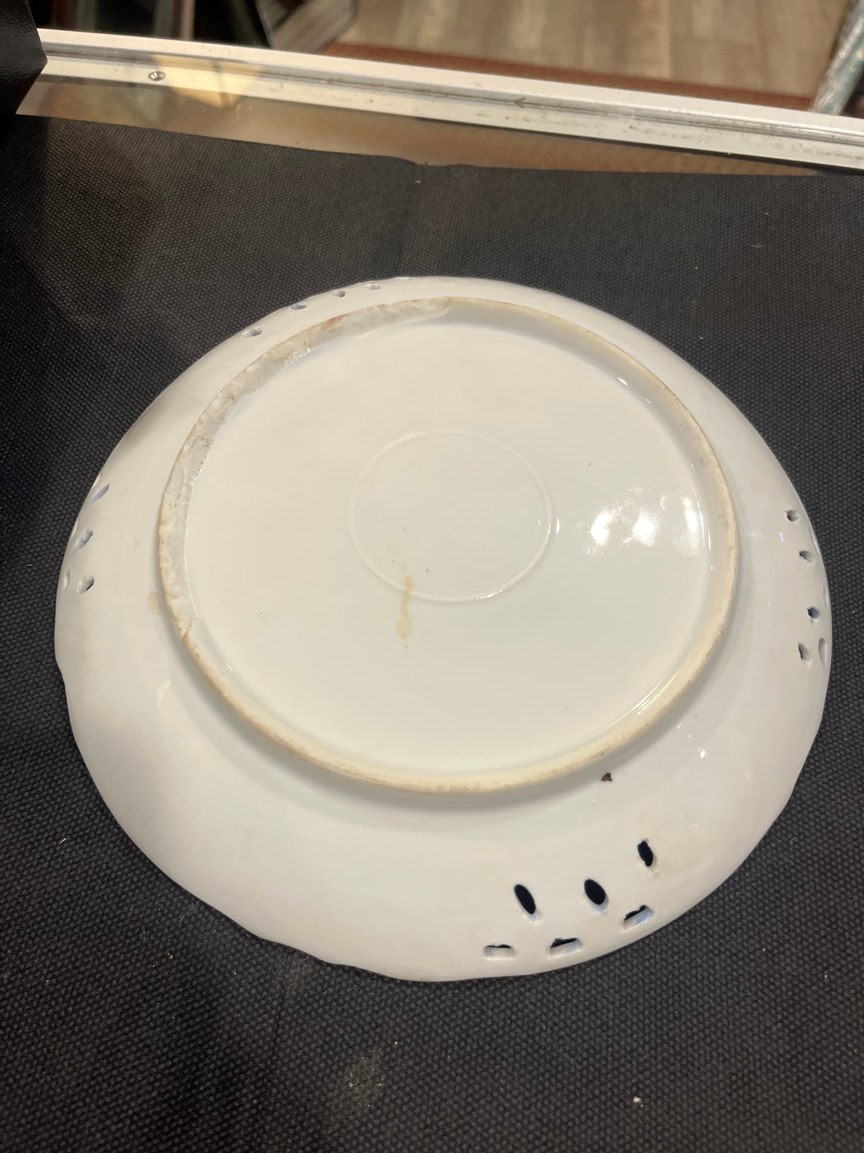 Porcelain Cherub Plate Blue - Regular