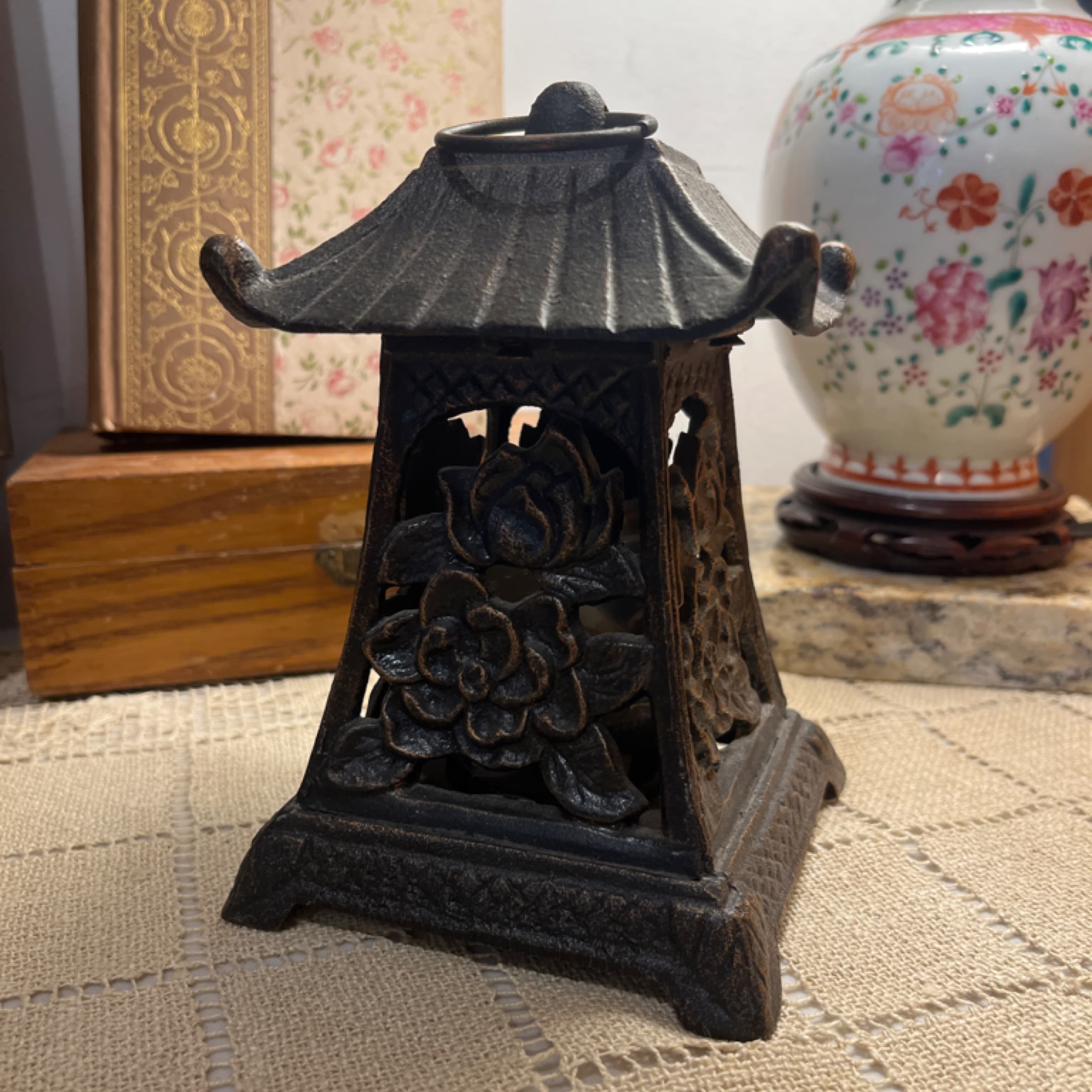 Iron Lotus Lantern - Regular