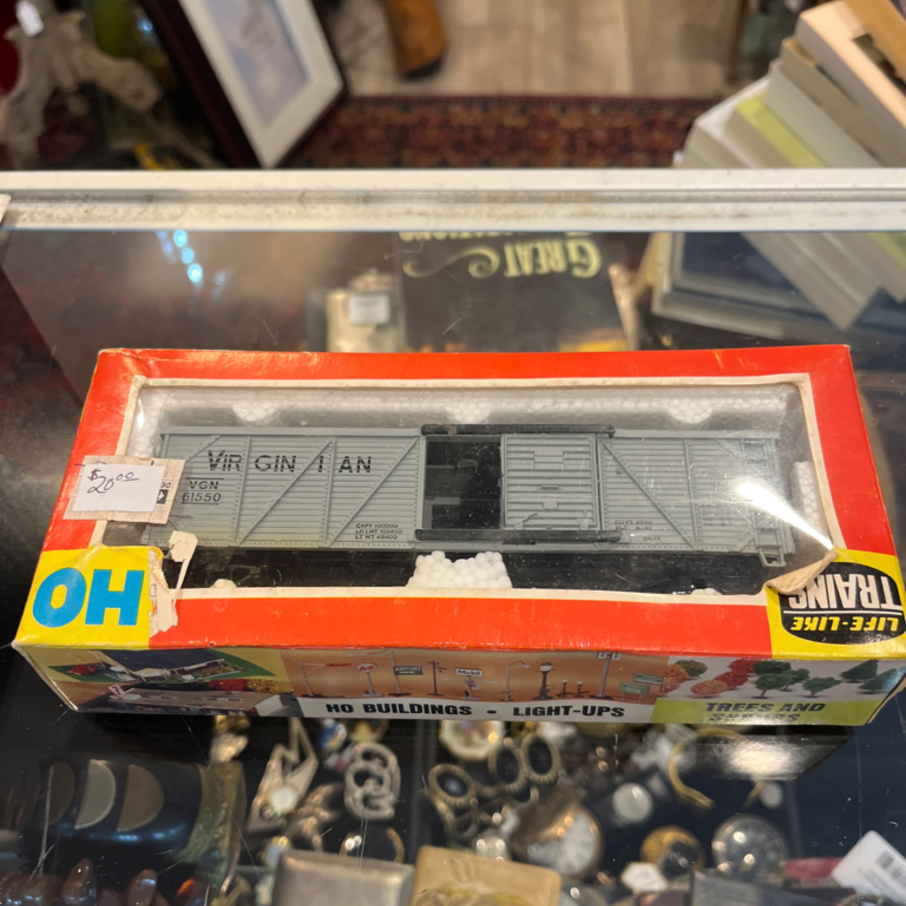 HO Wood Base Box Car 941 - Regular