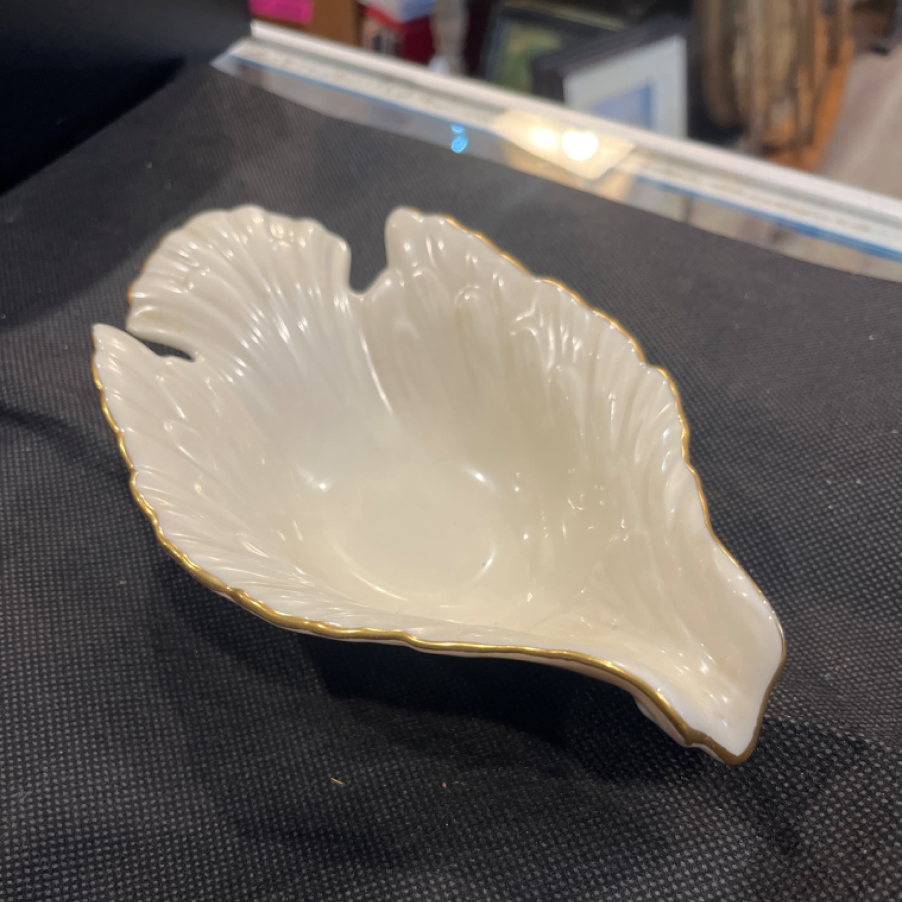Lenox Dove Candy Dish 941 - Regular