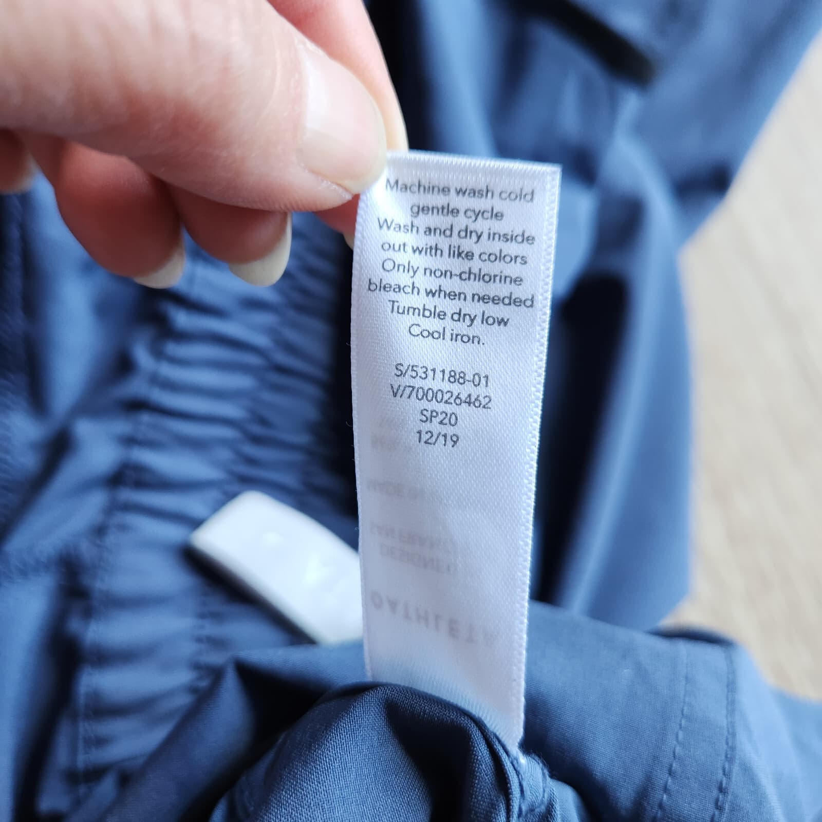 Athleta Iron Blue Unbound Jumpsuit Travel Commute Cargo Pocket Sleeveless Sz.L - Thumbnail 13