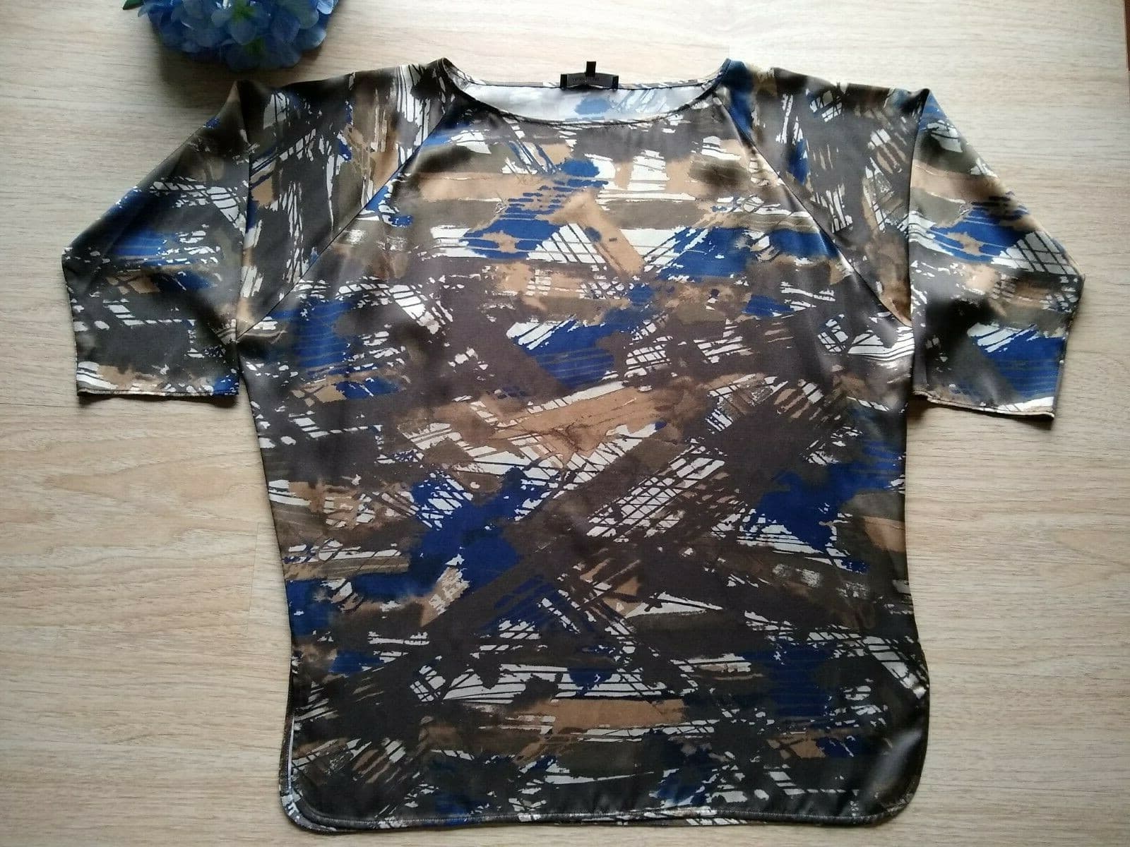 LAFAYETTE 148 New York Silk Satin Top Blouse Pullover 3/4 Sleeves Multi Color M - Thumbnail 2