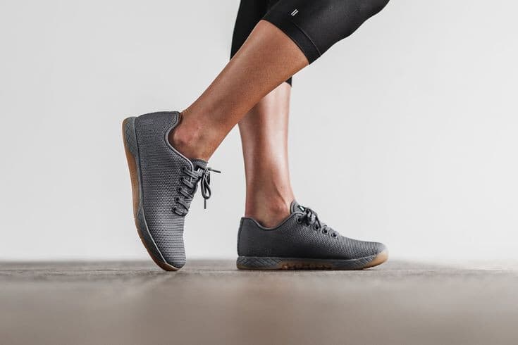 Nobull Outwork Dark Grey Gum Trainer Shoes Lace Up Unisex Men 6 Women 7.5 - Thumbnail 6