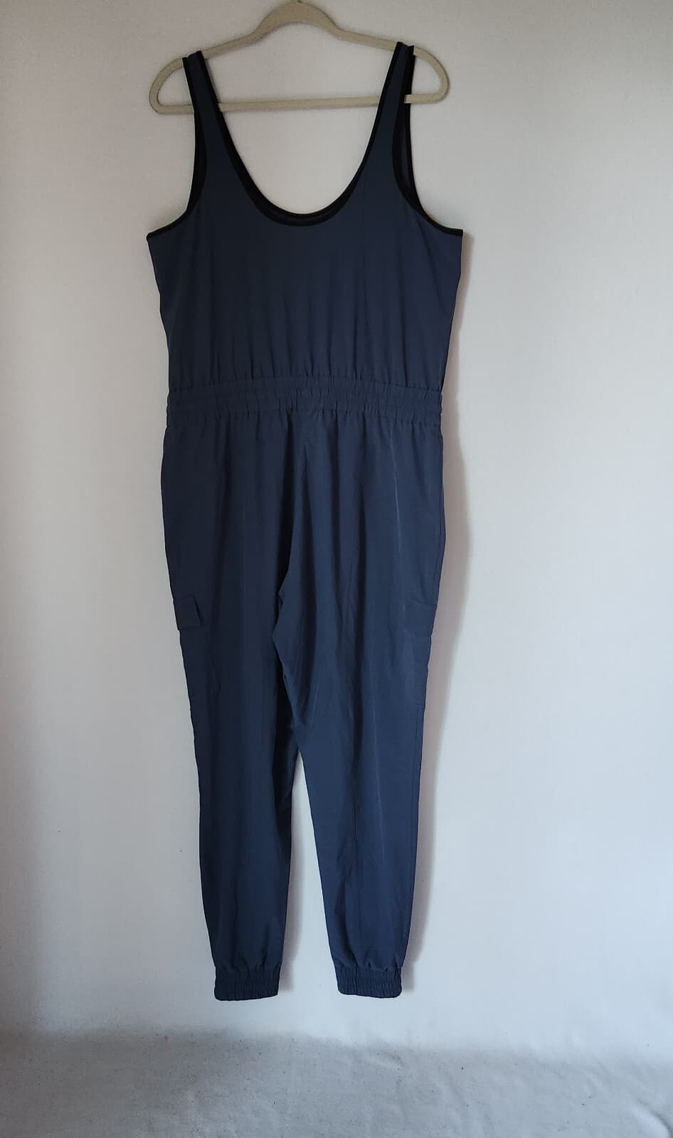 Athleta Iron Blue Unbound Jumpsuit Travel Commute Cargo Pocket Sleeveless Sz.L - Thumbnail 9