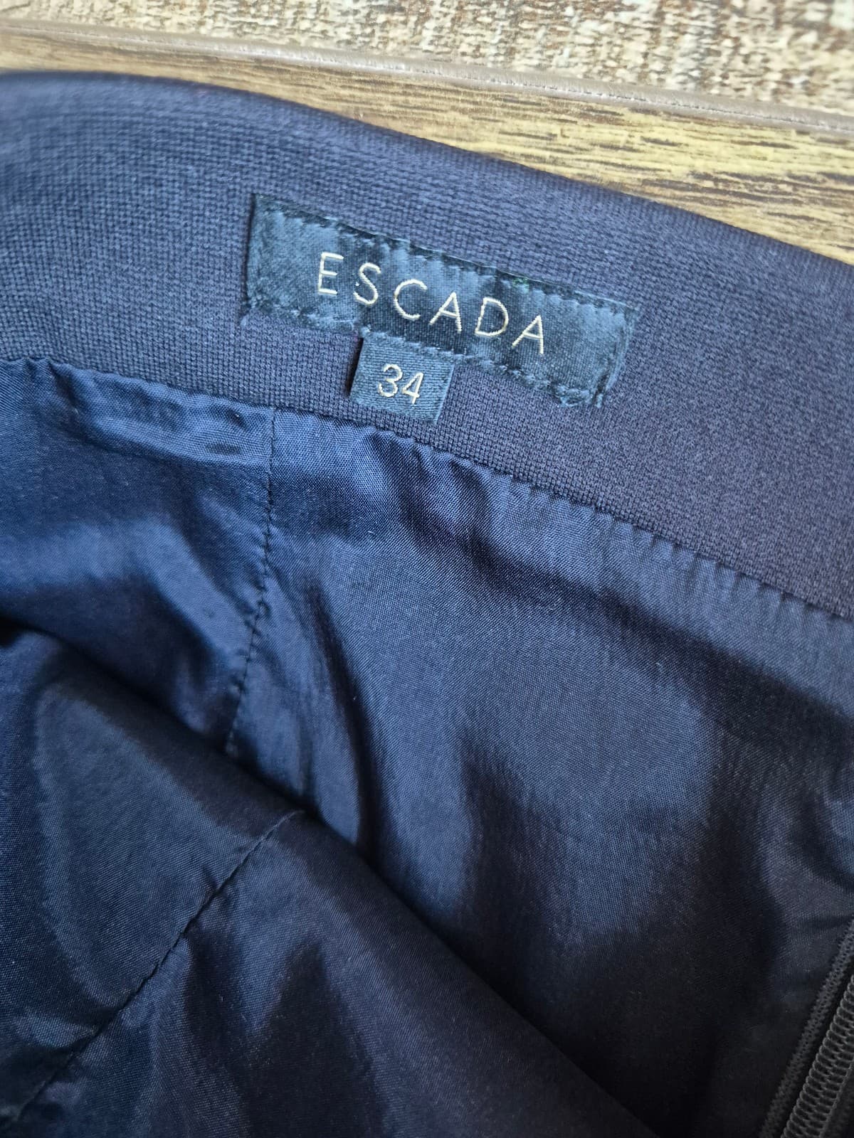 ESCADA Randuxe Side-Ruched Knee Length Pencil Skirt Stretch Navy Blue Women's 34 - Thumbnail 5