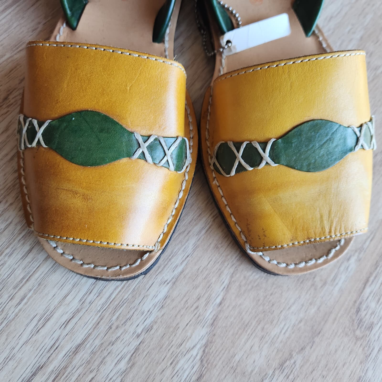 NWoB Tortue Jolie Leather Menorcan Sandal Peep Toe Slingback Yellow Green EU36 - Thumbnail 7