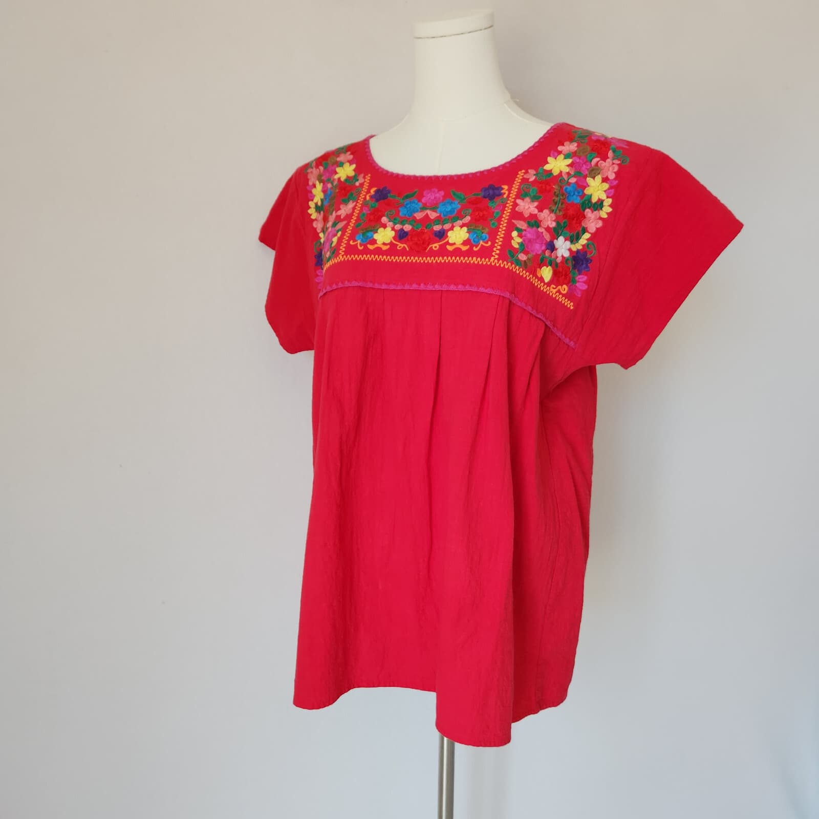 YZXDORWJ Handmade Embroidered Pueblo Peasant Boho Blouse Short Sleeve Red Sz.XL - Thumbnail 2