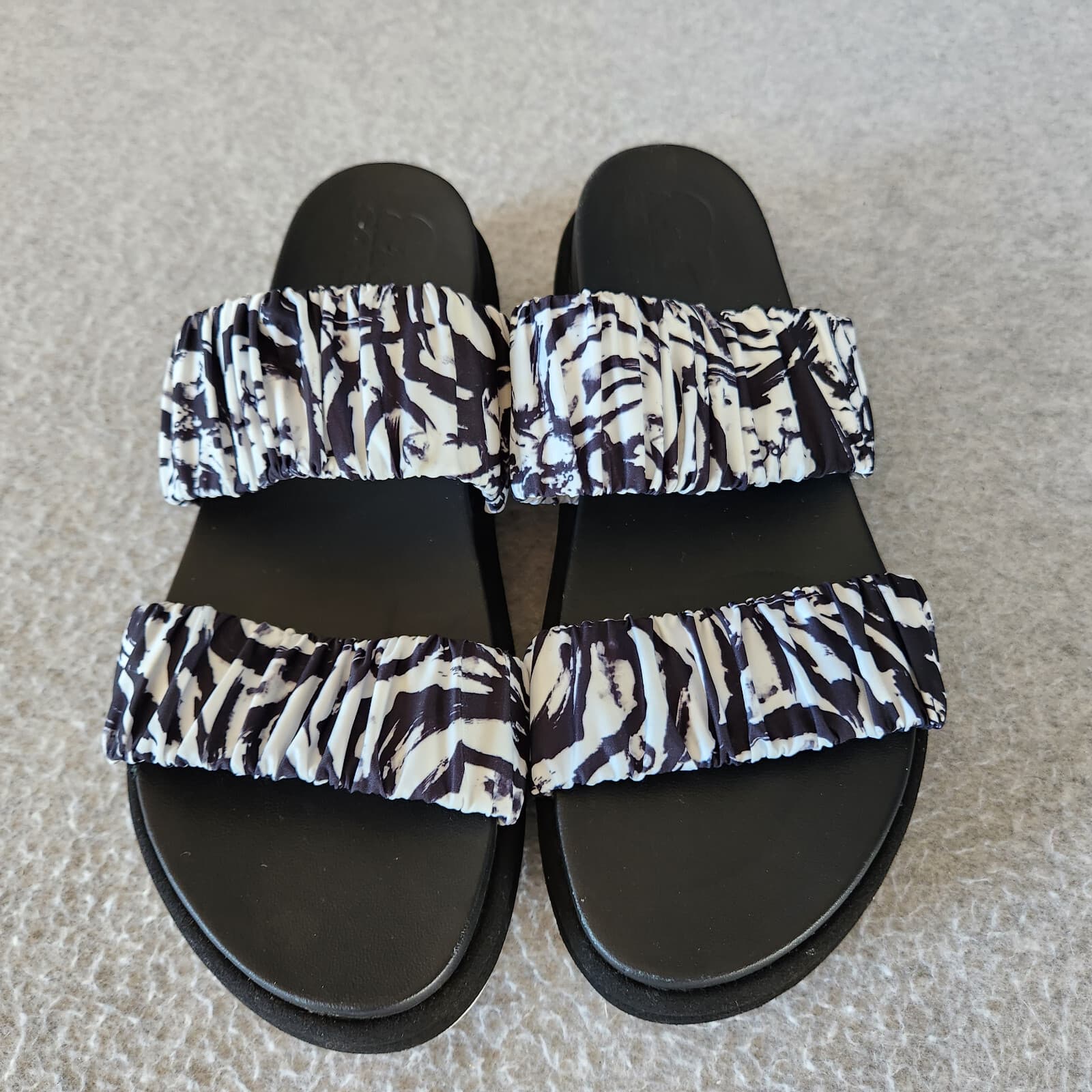 Sorel Roaming Two-Strap Slide Sandal Platform Silky Textile Black White US9 EU40 - Thumbnail 10