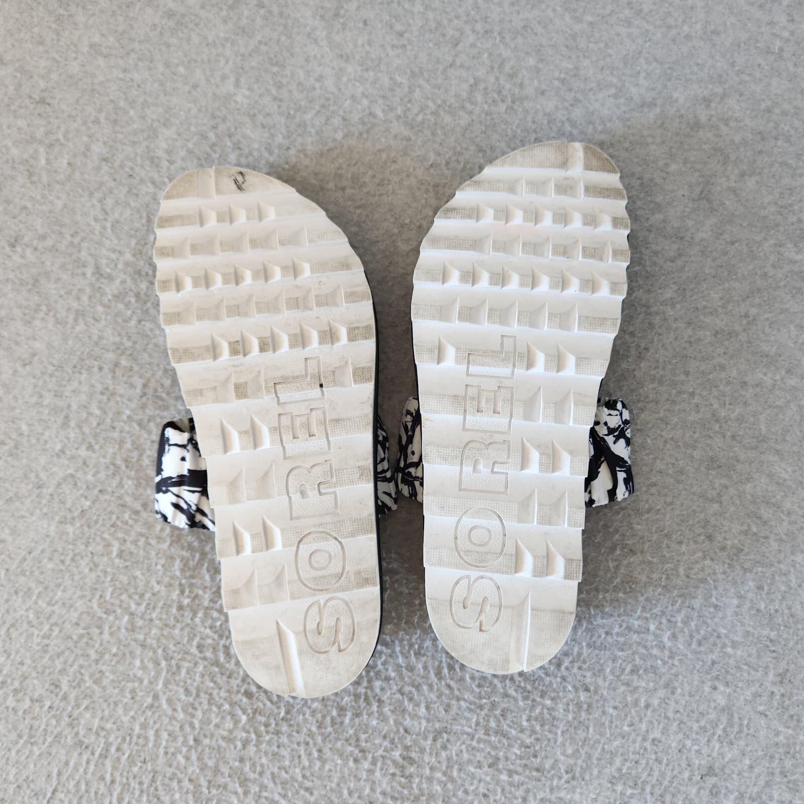 Sorel Roaming Two-Strap Slide Sandal Platform Silky Textile Black White US9 EU40 - Thumbnail 7