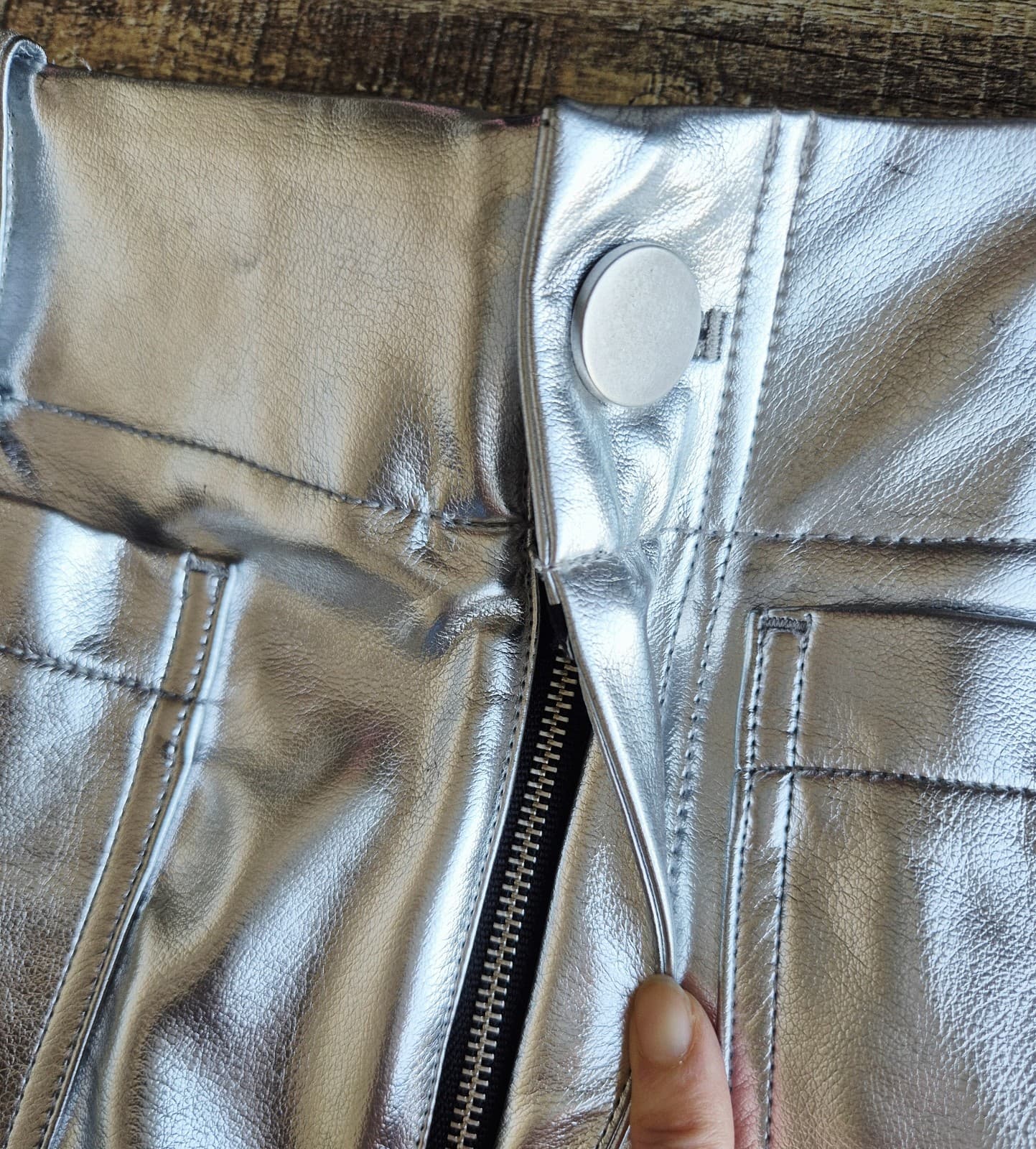 by Anthropologie Silver Metallic Faux Leather Midi Pencil Skirt Front-Slit Sz.S - Thumbnail 7