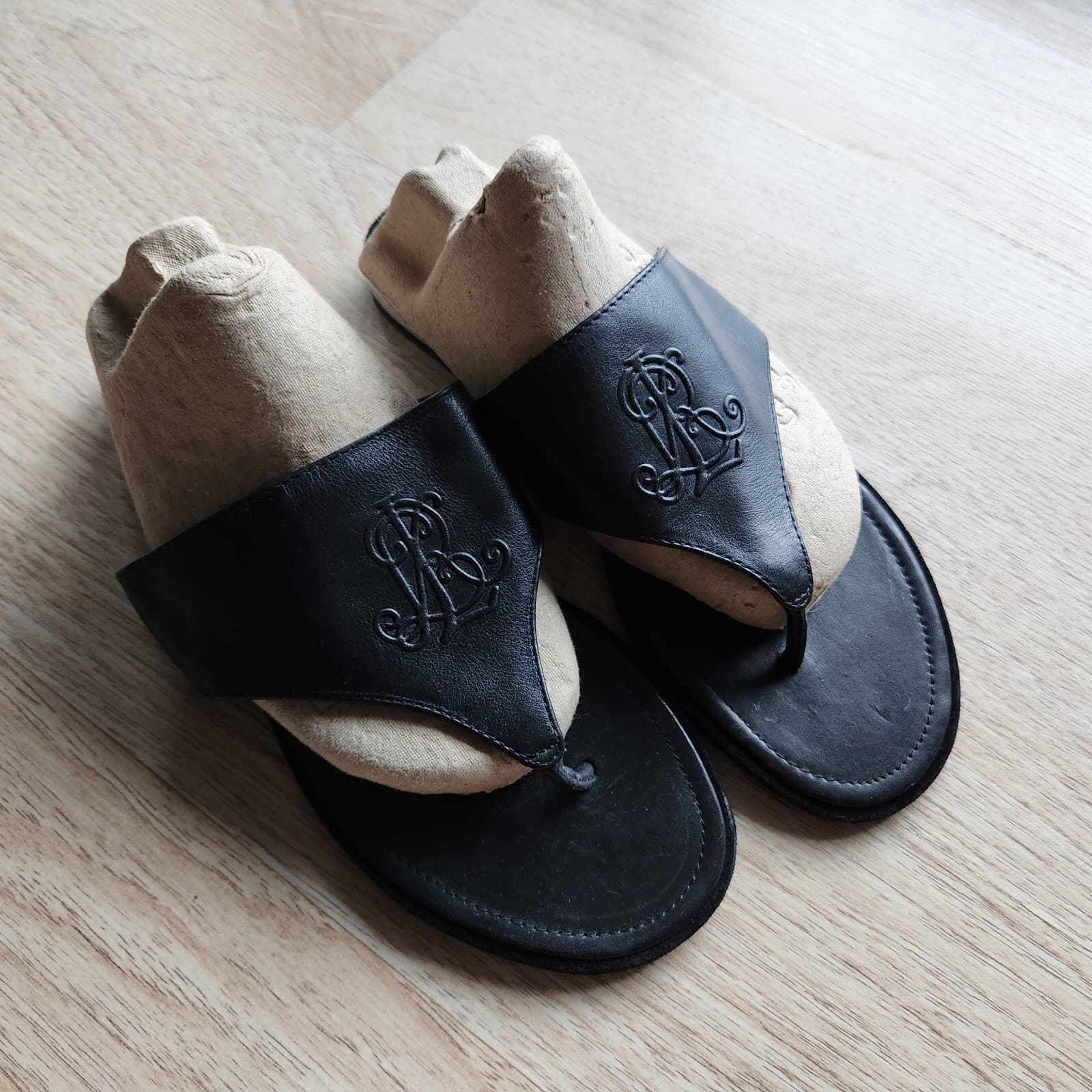 NWoB Lauren Ralph Lauren Deandra-SN-CSL Flat Sandal Thong Black Leather US6B - Thumbnail 3