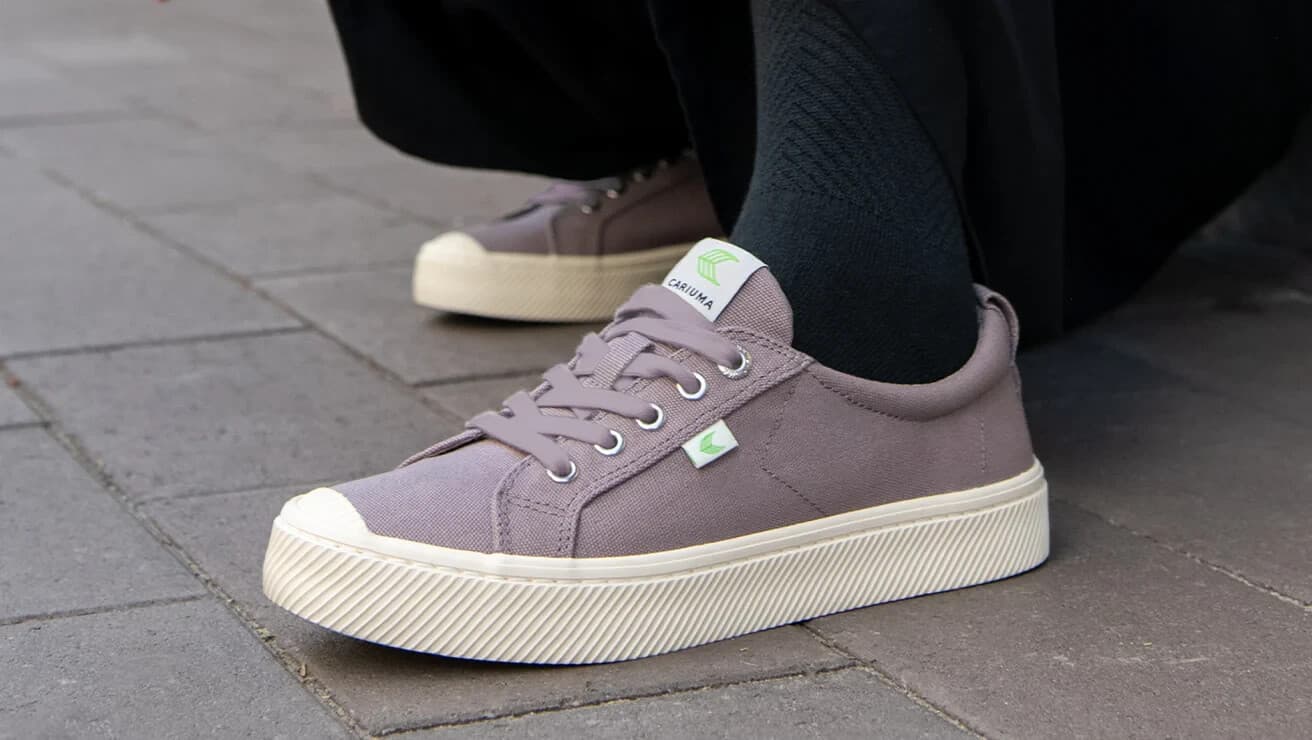 EUC Cariuma OCA Low Mystic Grey Canvas Sneakers Cork Insert Unisex US M8.5 W10 - Thumbnail 3