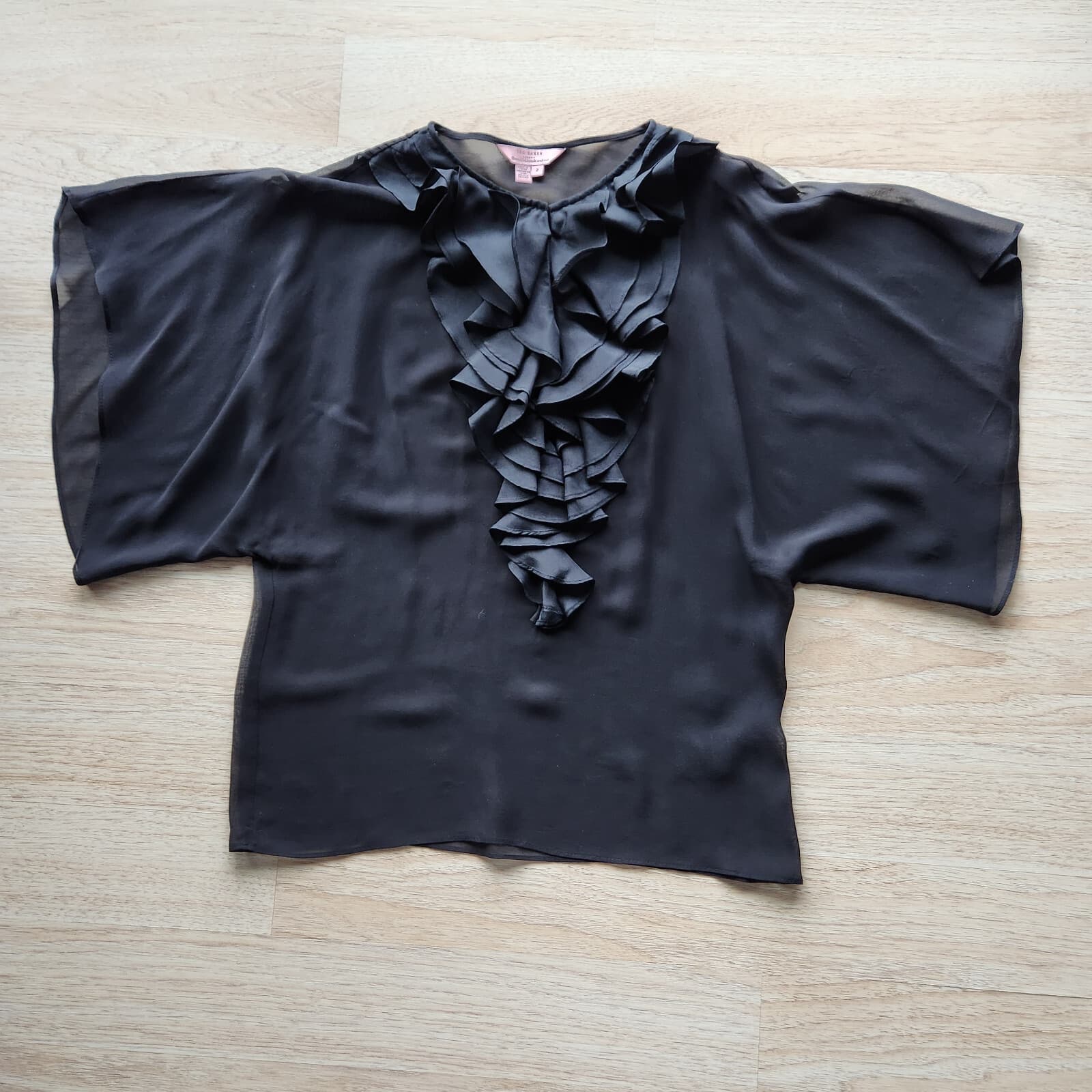 EUC Ted Baker 100% Silk Sheer Chiffon Ruffle Blouse 3/4 Kimono Sleeve Black Sz.2 - Thumbnail 5