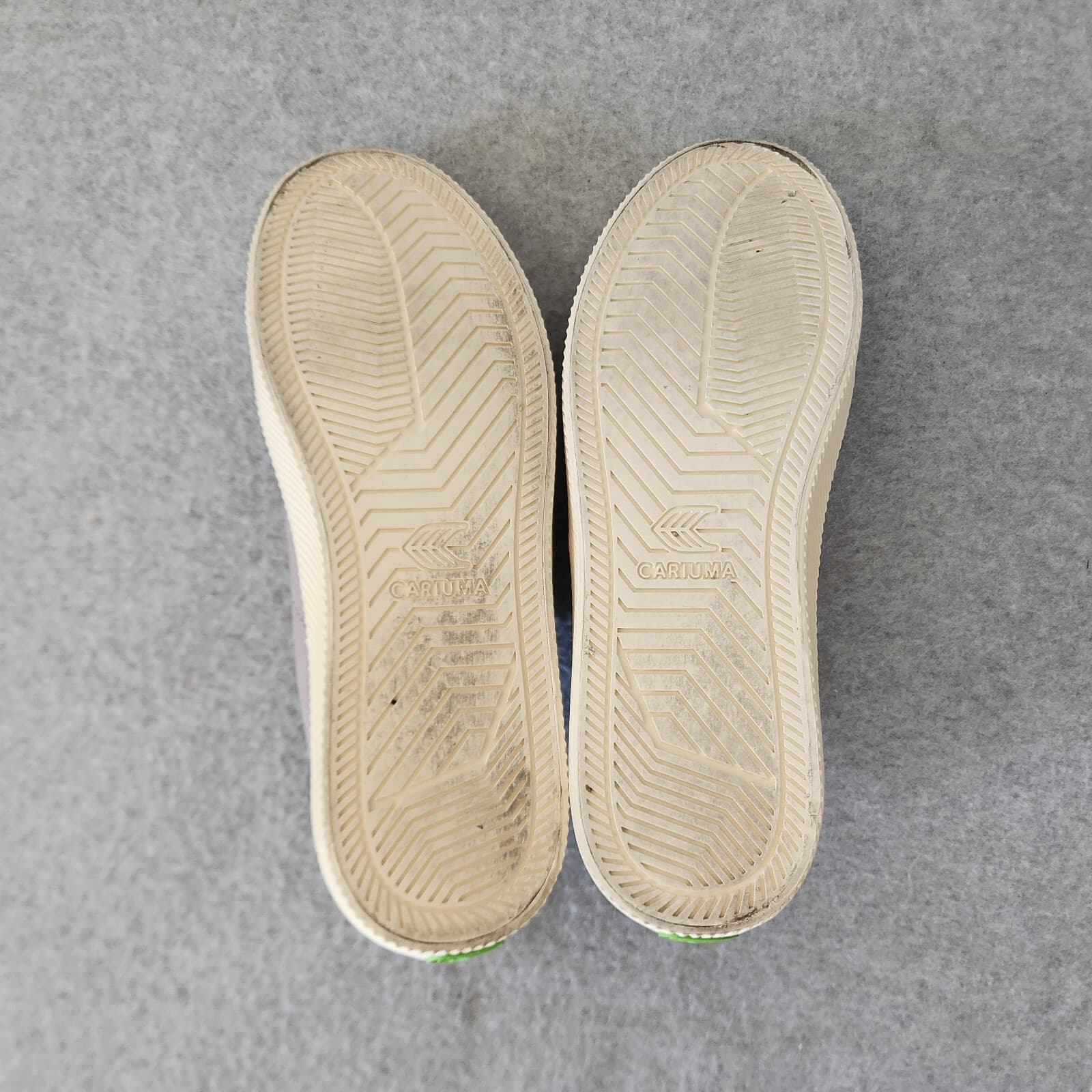 EUC Cariuma OCA Low Mystic Grey Canvas Sneakers Cork Insert Unisex US M8.5 W10 - Thumbnail 10