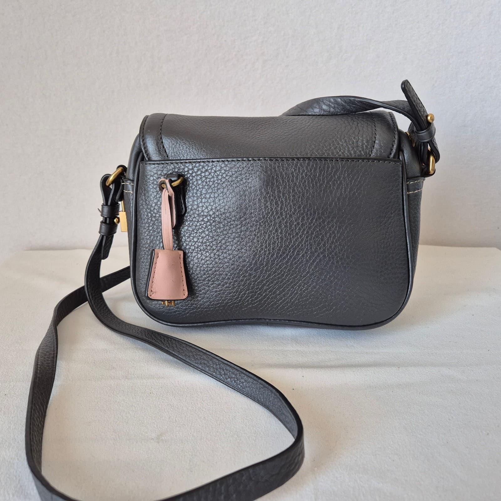 J.Crew Signet Flap Crossbody Bag Dark Gray Pebbled Italian Leather #G7344 - Thumbnail 4