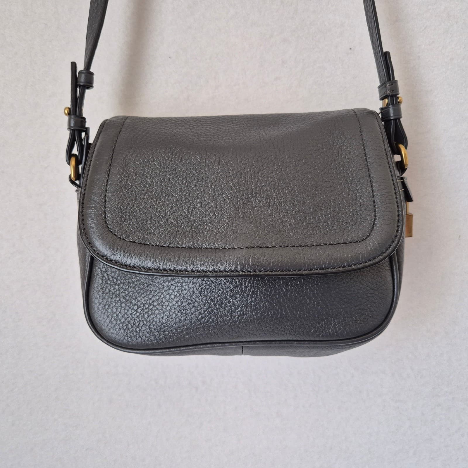 J.Crew Signet Flap Crossbody Bag Dark Gray Pebbled Italian Leather #G7344 - Thumbnail 2