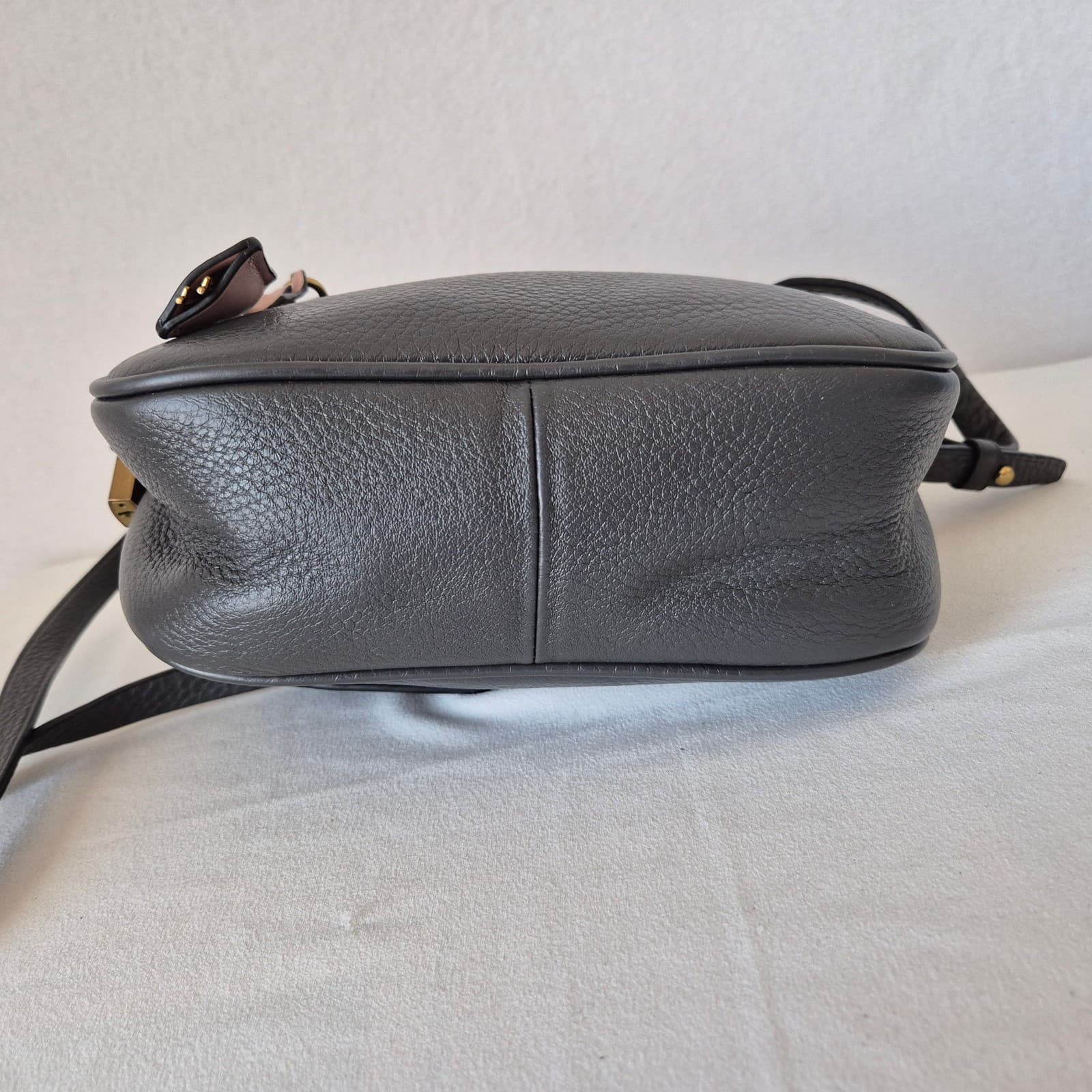 J.Crew Signet Flap Crossbody Bag Dark Gray Pebbled Italian Leather #G7344 - Thumbnail 6