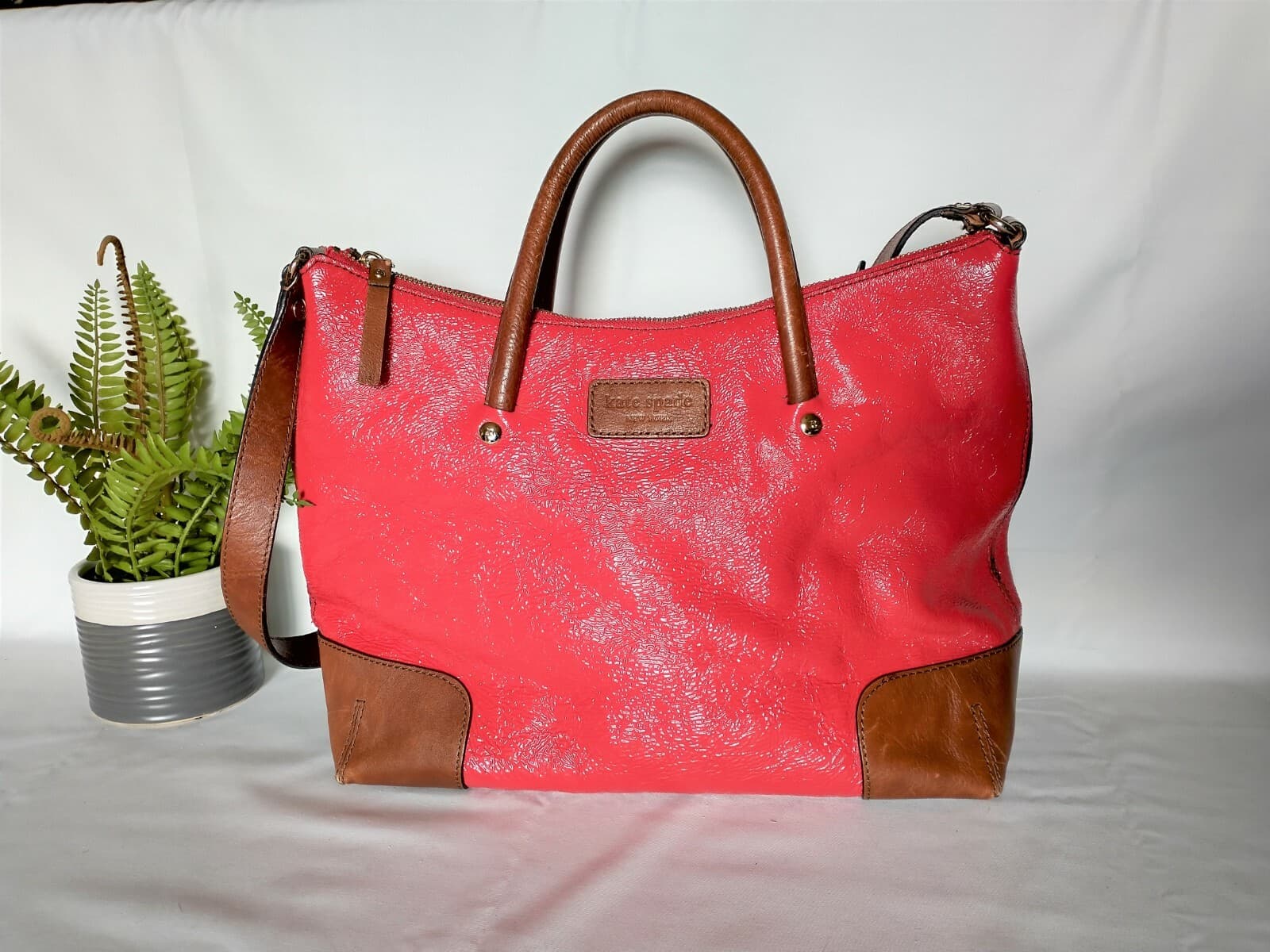 Kate Spade Brown Leather Red Texture Patent Shoulder Tote Bag - Thumbnail 2