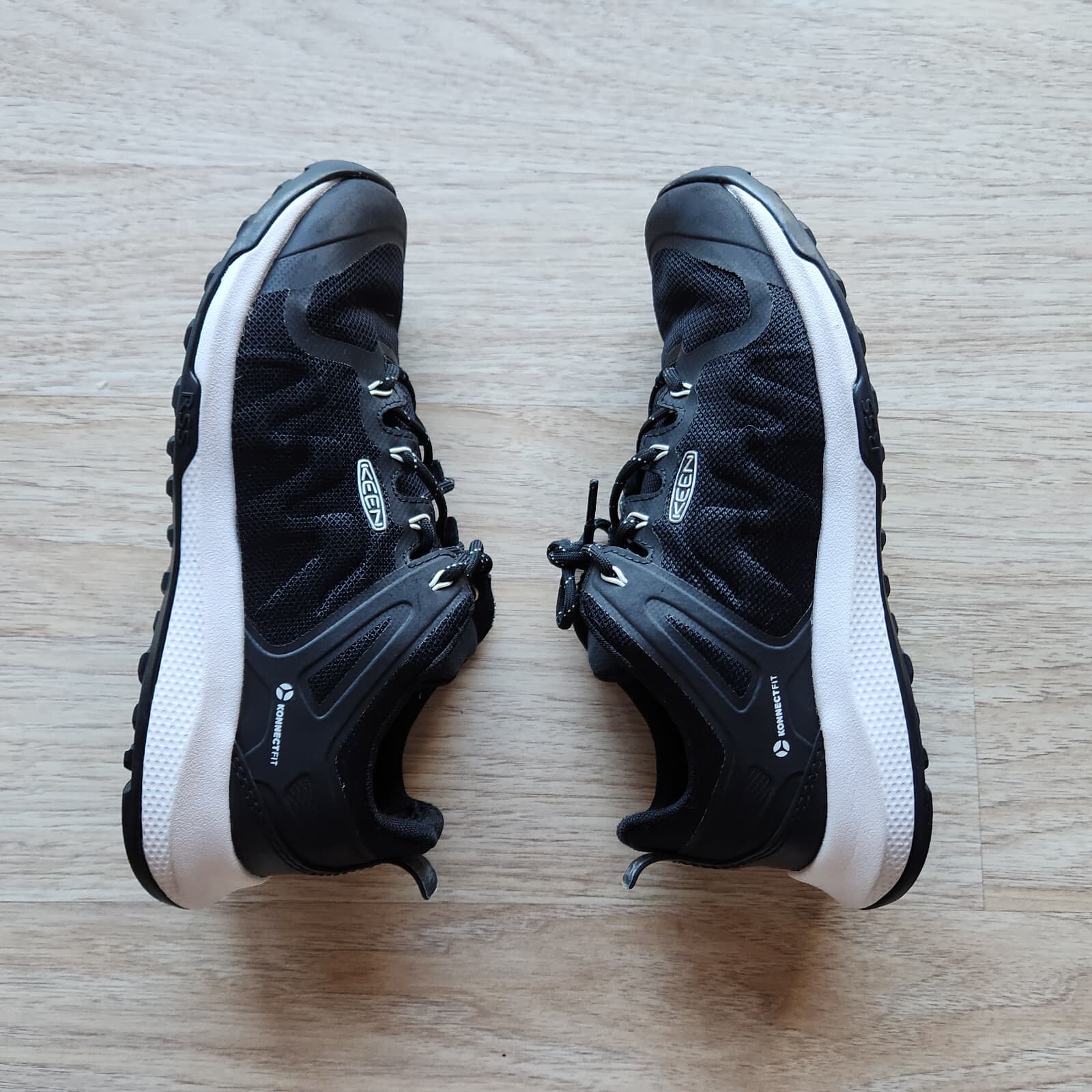 Keen Explore Vent Hiking Athletic Shoes Mesh Lace-Up Black White Women US7.5 - Thumbnail 7