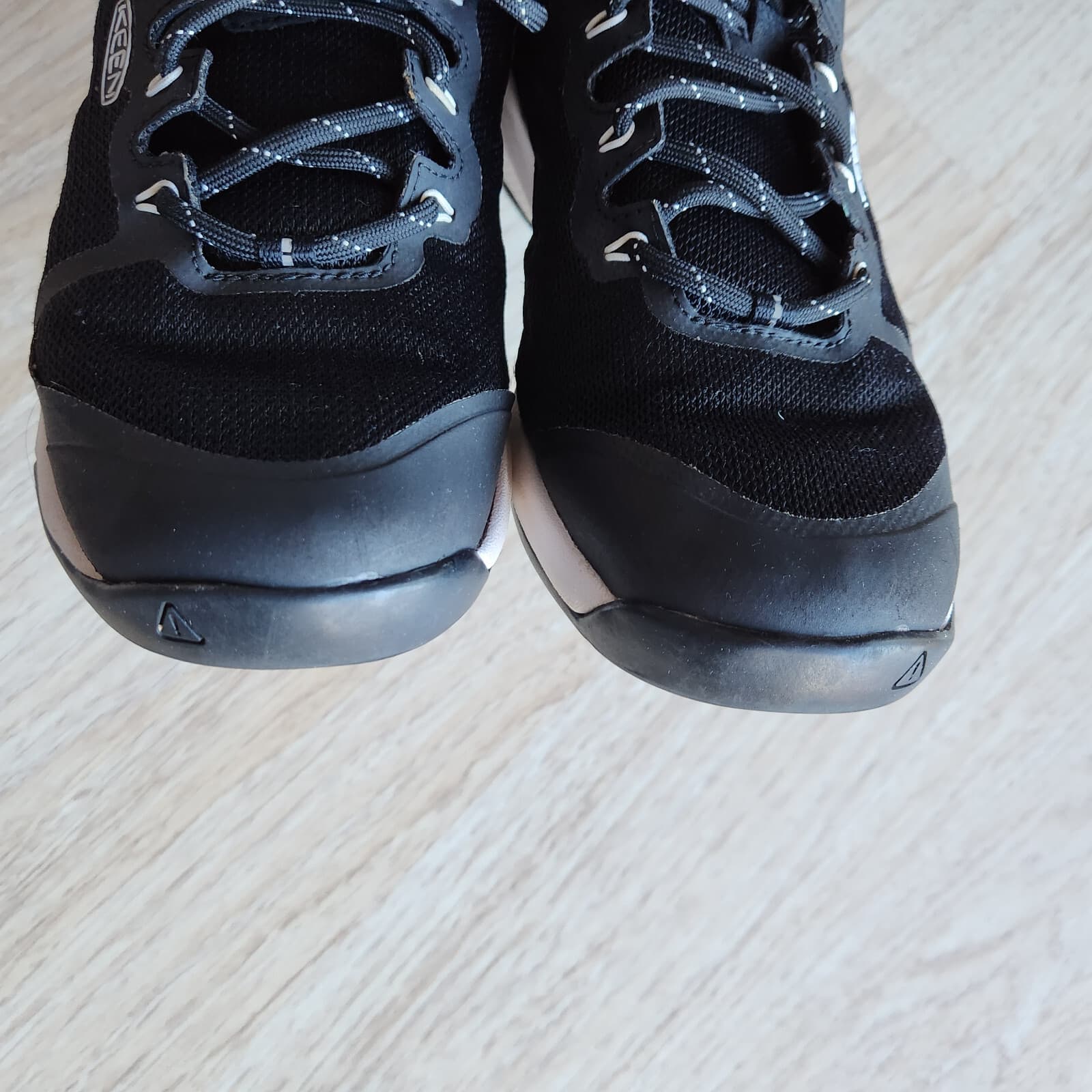 Keen Explore Vent Hiking Athletic Shoes Mesh Lace-Up Black White Women US7.5 - Thumbnail 11