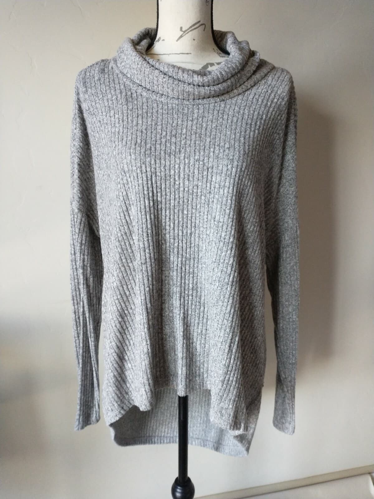 Saturday Sunday Anthropologie Cowlneck Sweatshirt Ripped Knit Hi-low Gray Sz.M/L - Thumbnail 2