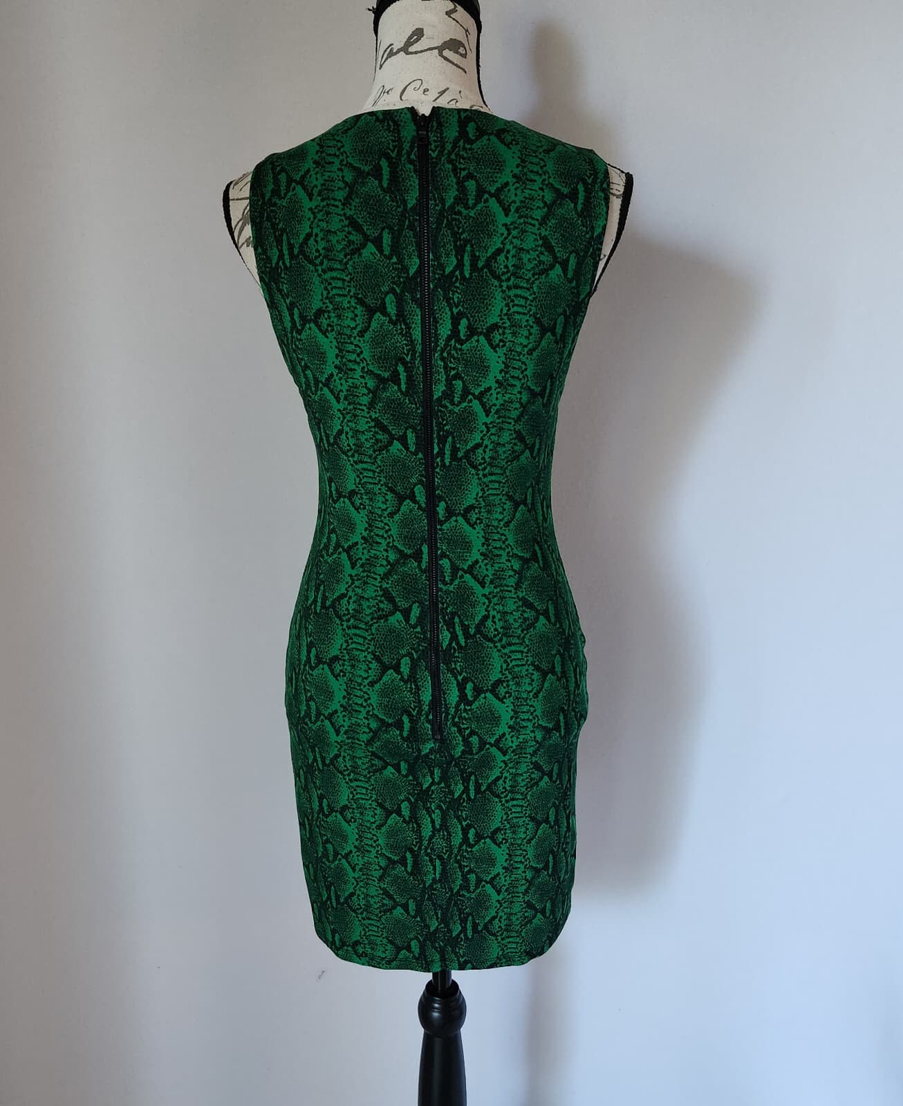 Alice + Olivia Delora Snake-Print Sleeveless Crewneck Mini Dress Green Women's 6 - Thumbnail 7