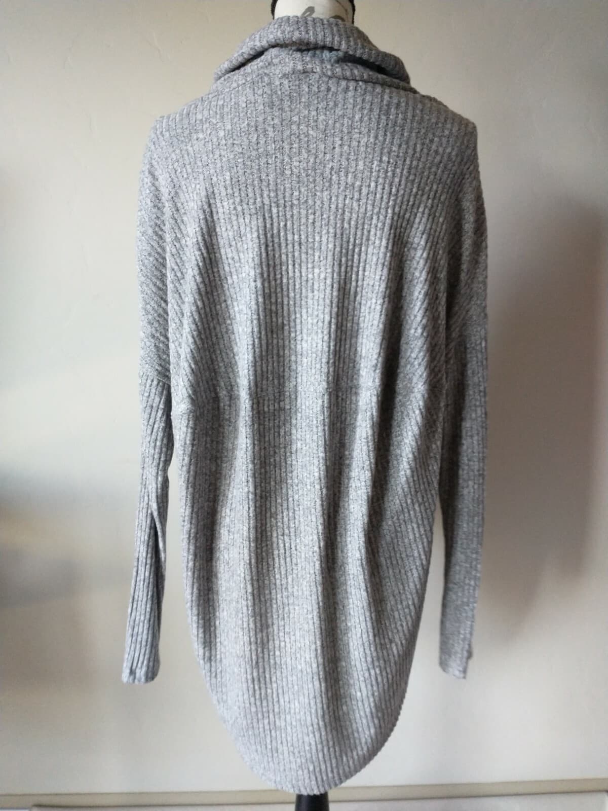 Saturday Sunday Anthropologie Cowlneck Sweatshirt Ripped Knit Hi-low Gray Sz.M/L - Thumbnail 5