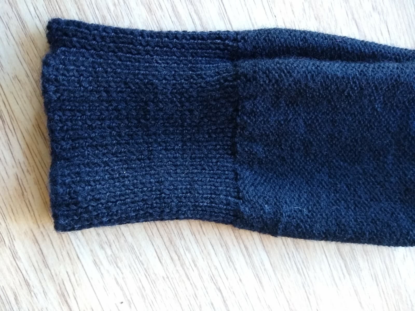 J.Crew 100% Merino Wool Cable Knit Fringe Sweater Pullover Crew Neck Blue Sz.S - Thumbnail 8
