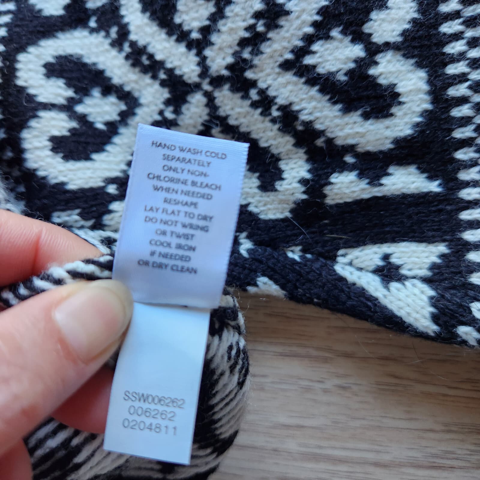 J.Jill Fair Isle Heart Wool Blend Sweater Crew Neck Black White Women Petite L - Thumbnail 9