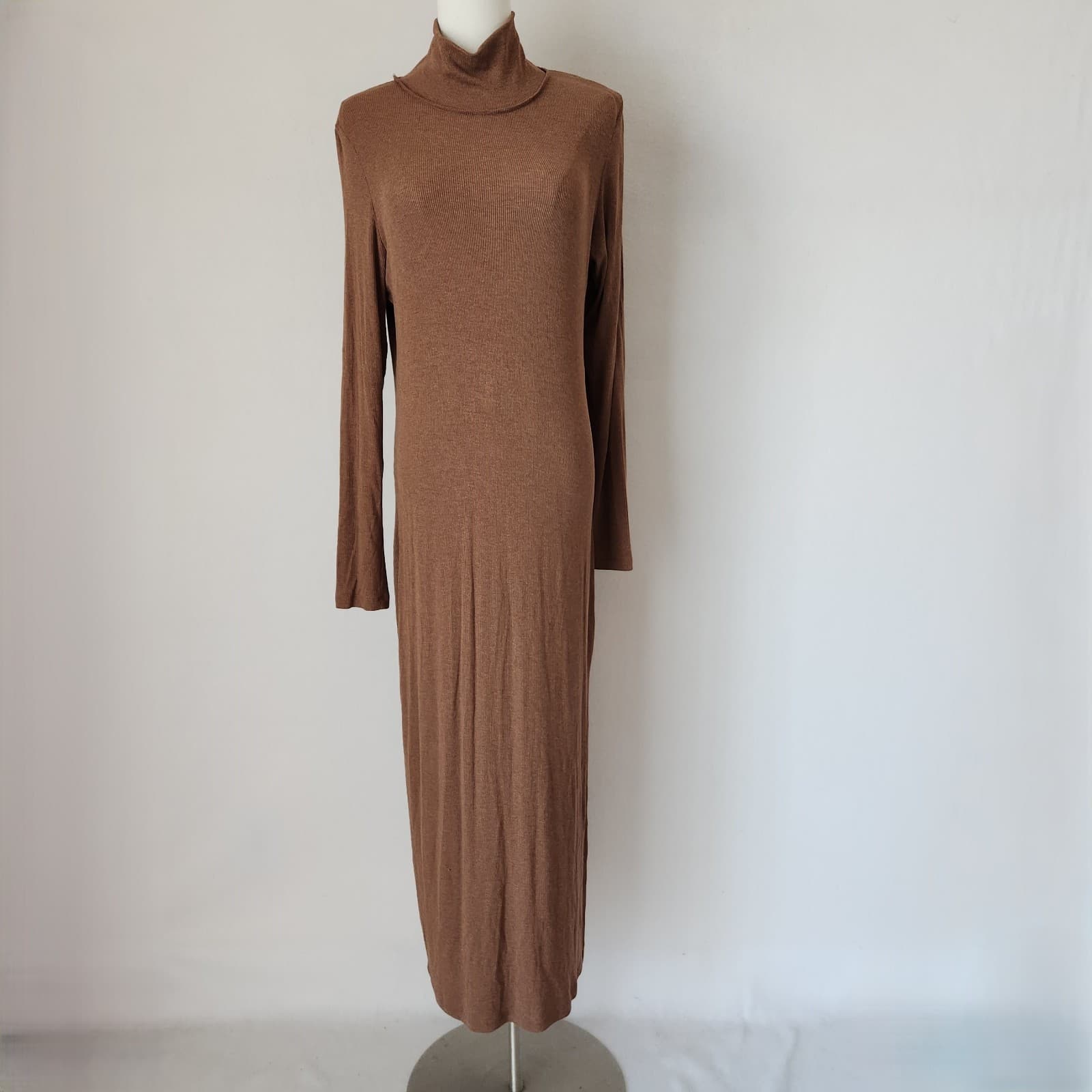 LNA Ribbed Knit Turtleneck Midi Sweater Dress Long Sleeve Rayon Blend Brown Sz.L - Thumbnail 2