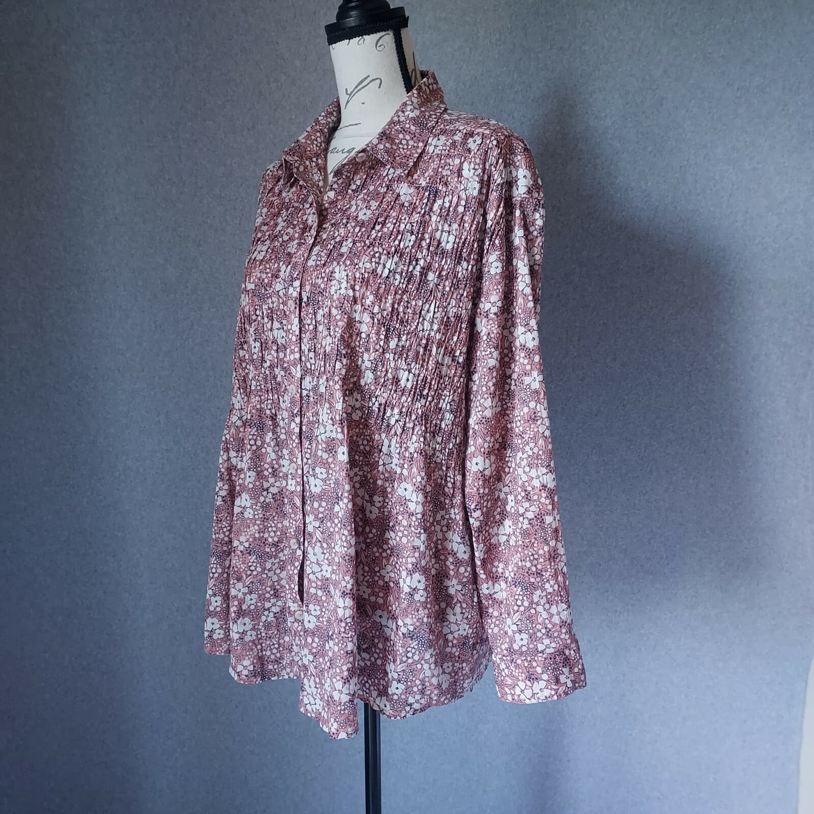 Pilcro And The Letterpress Anthro Sasha Boyfriend Shirt Liberty Floral Pink Sz.M - Thumbnail 5