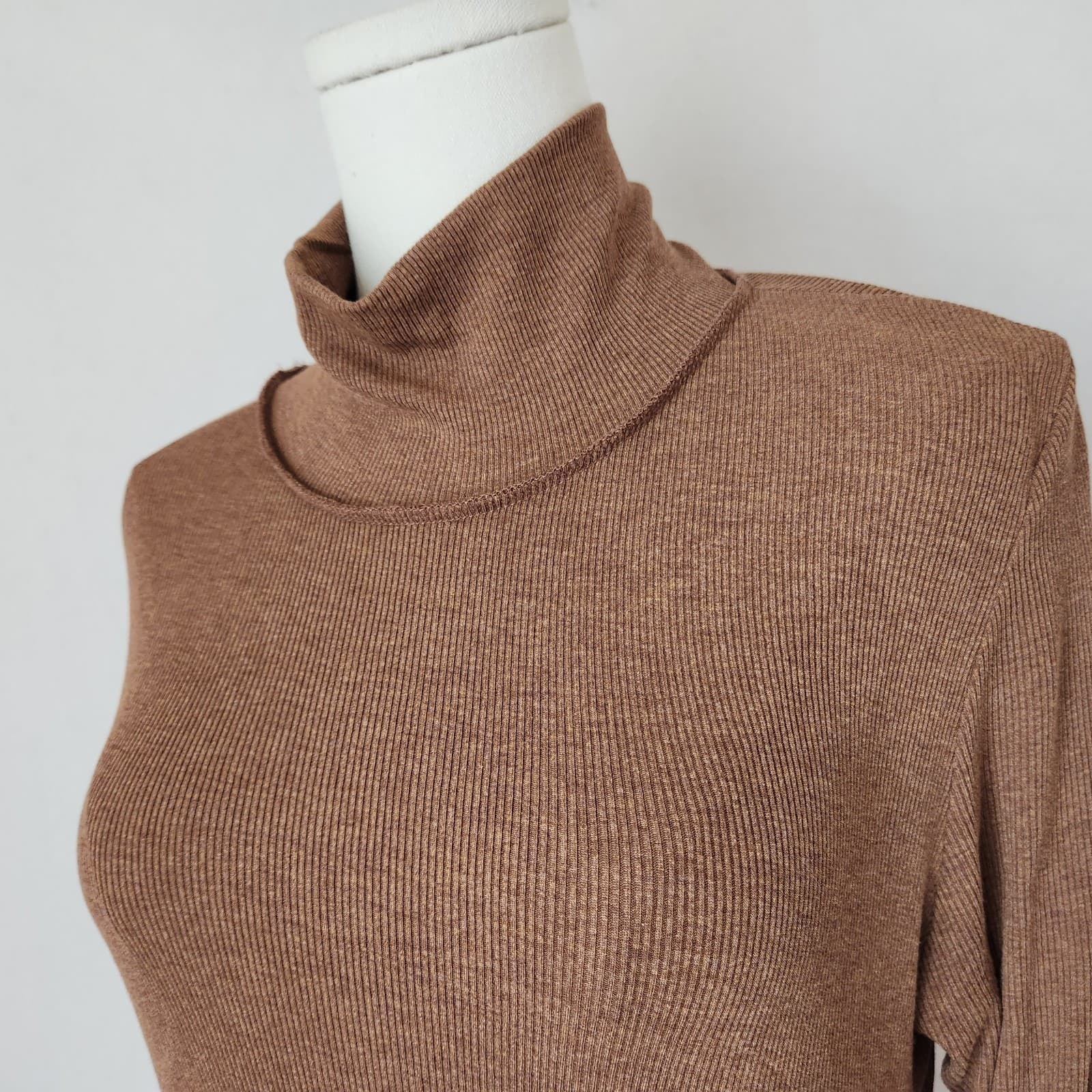 LNA Ribbed Knit Turtleneck Midi Sweater Dress Long Sleeve Rayon Blend Brown Sz.L - Thumbnail 4