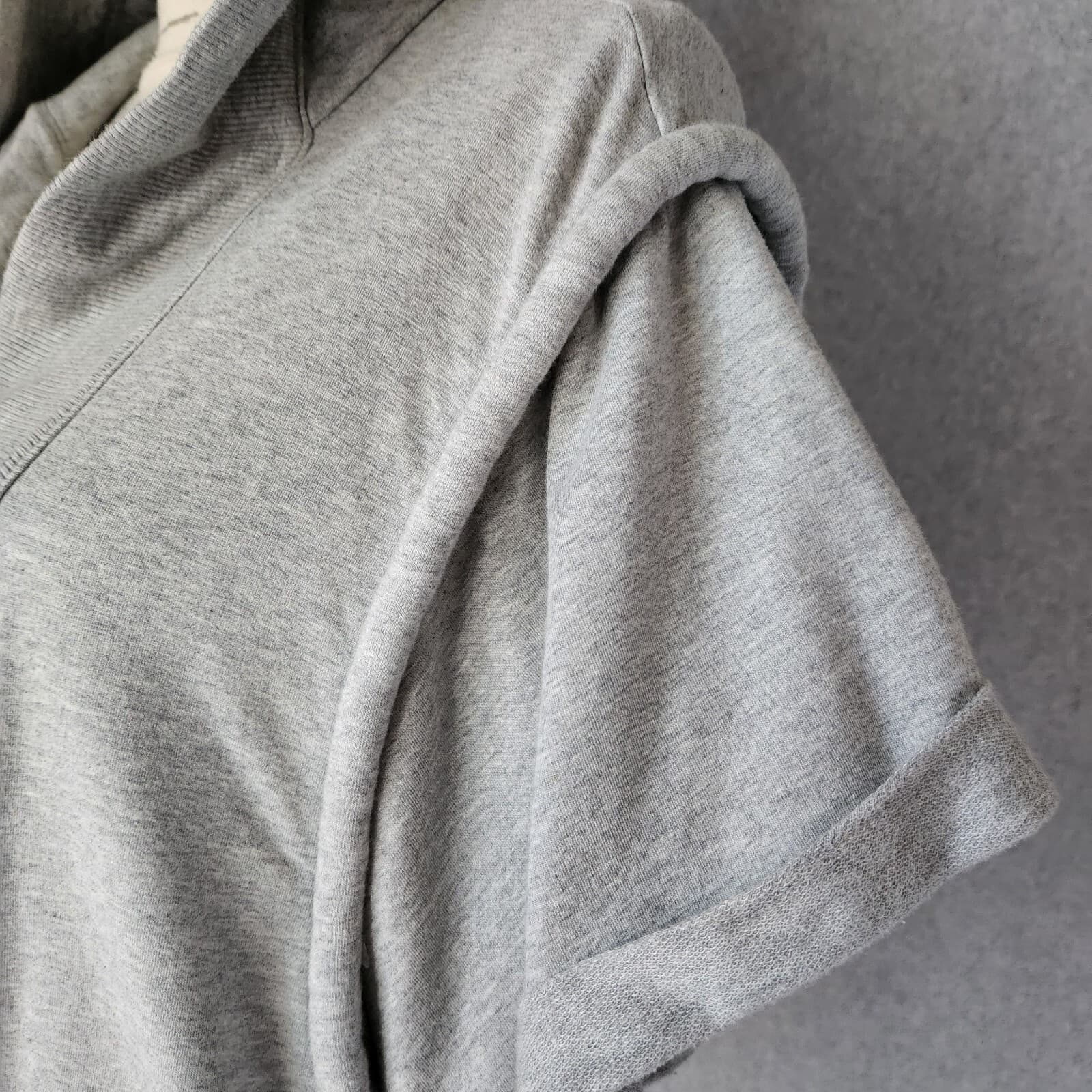 AiKO Open Front Crop Hooded Sweatshirt Short Sleeve Pocket Grey Women Sz.M USA - Thumbnail 4