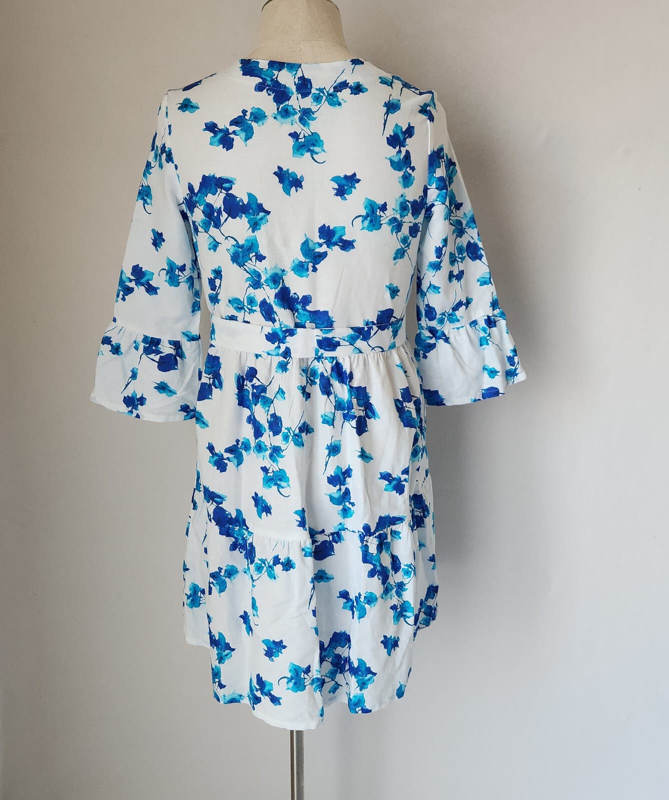 NWoT YIORGOS KOULASIDIS $240 Jane Bougainvillea Dress Linen Blend Blue White M - Thumbnail 9