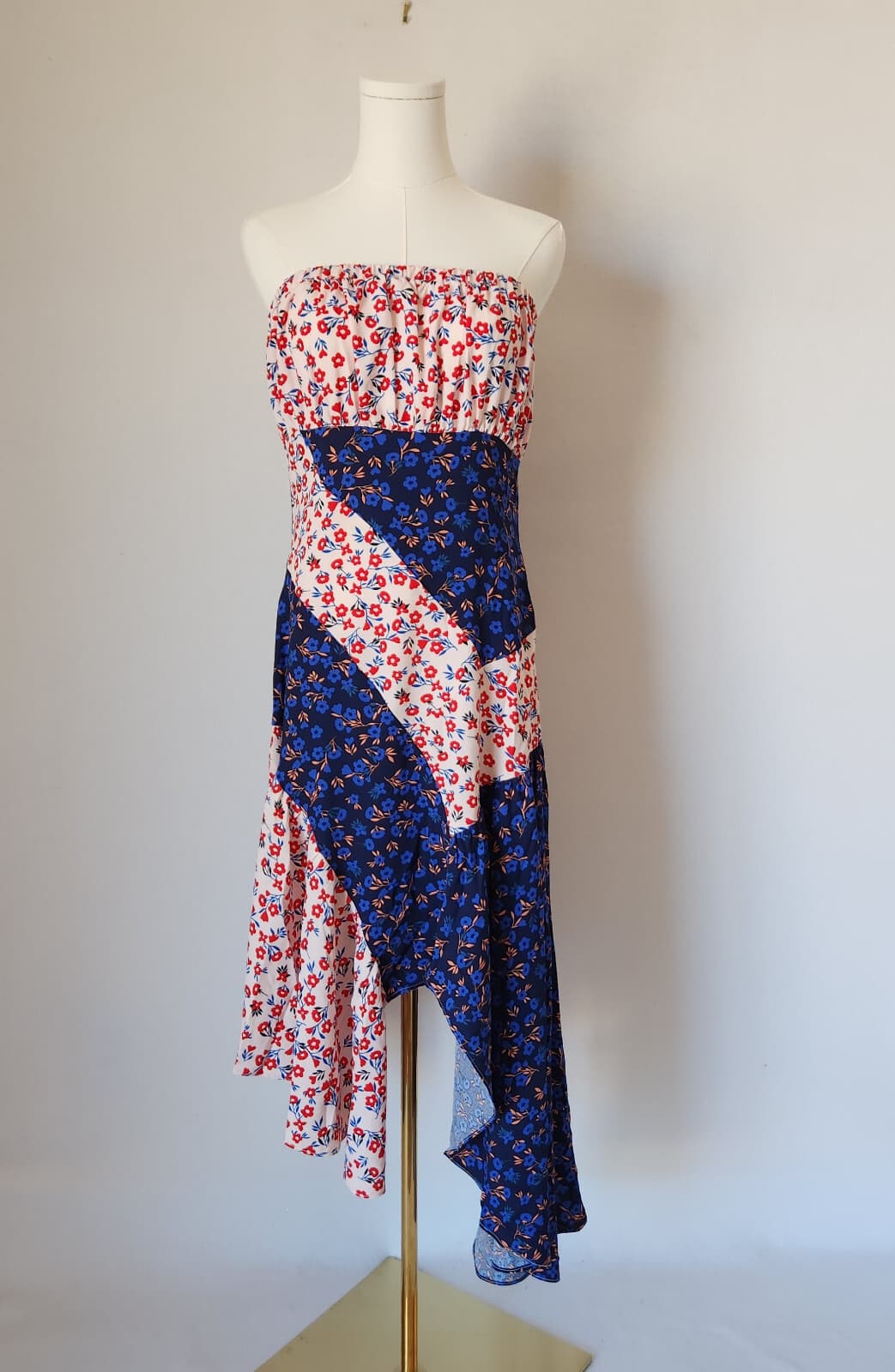 NWT Lulus Golden Hour Blush Floral Print Strapless Midi Dress Asymmetrical Hem M - Thumbnail 2