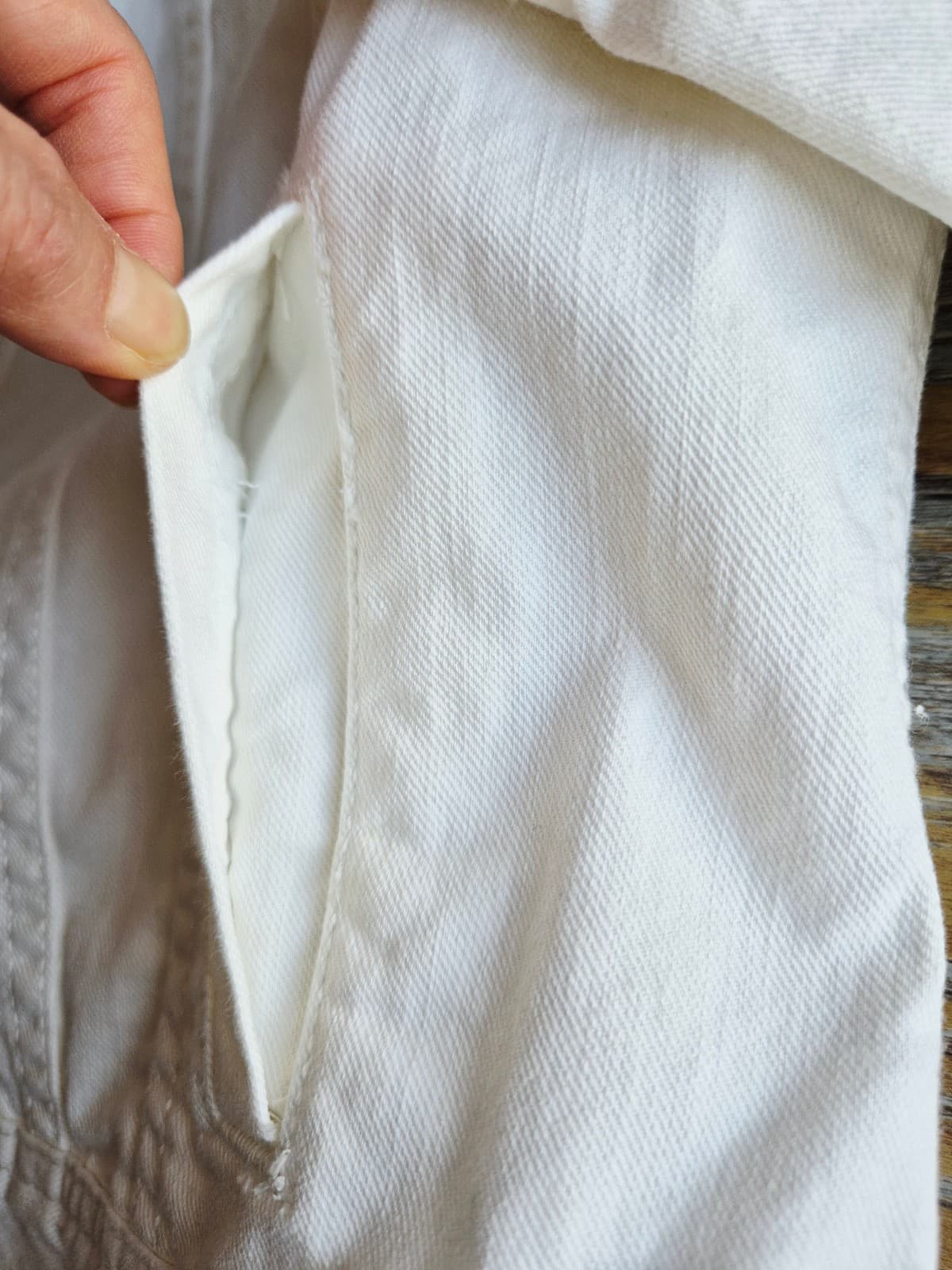 NWoT Talbots Classic Denim Trucker Jacket Metal Button Cotton Blend White Size M - Thumbnail 10