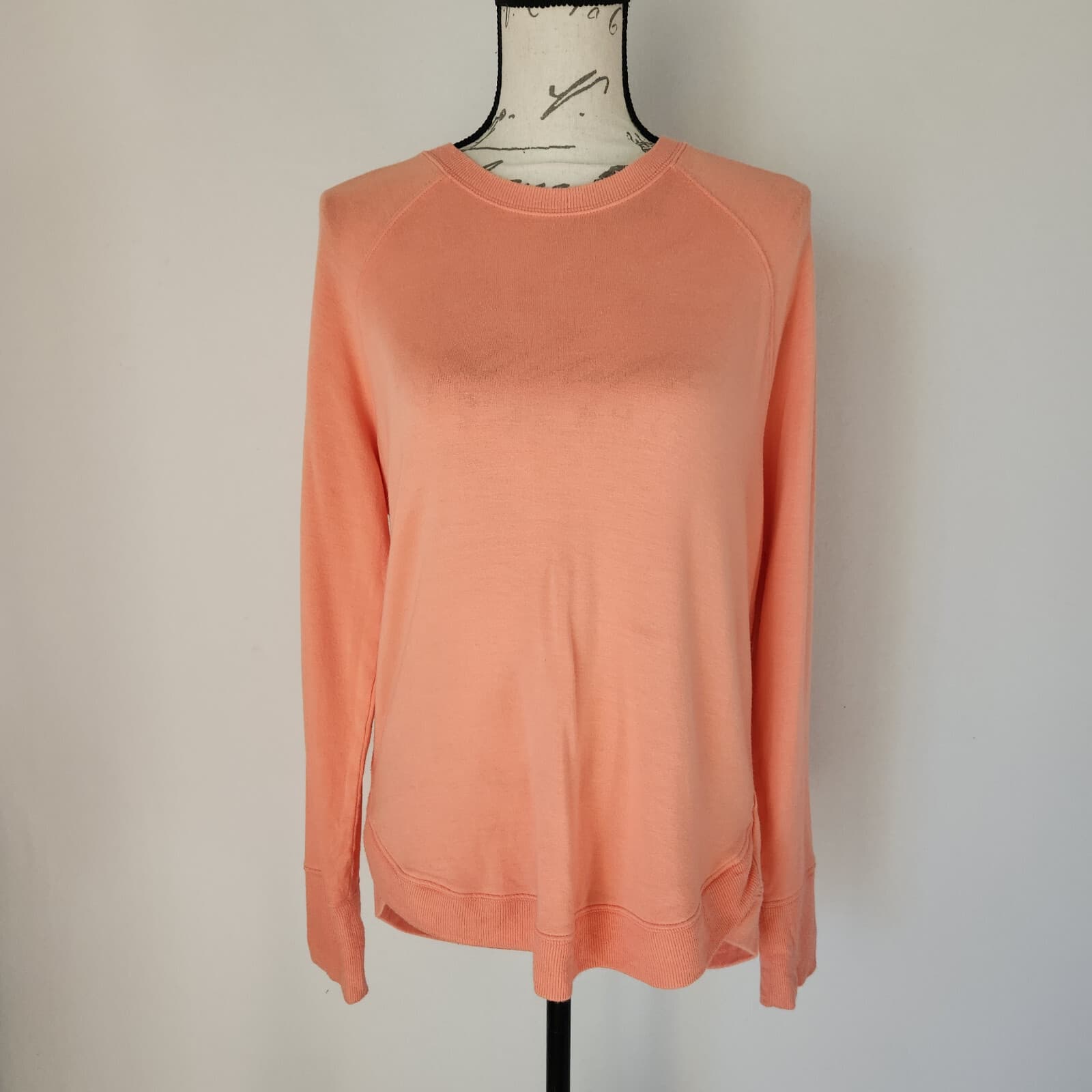 EUC Athleta Mindset Modal Terry Knit Sweatshirt Long Sleeve Island Coral Women M - Thumbnail 2