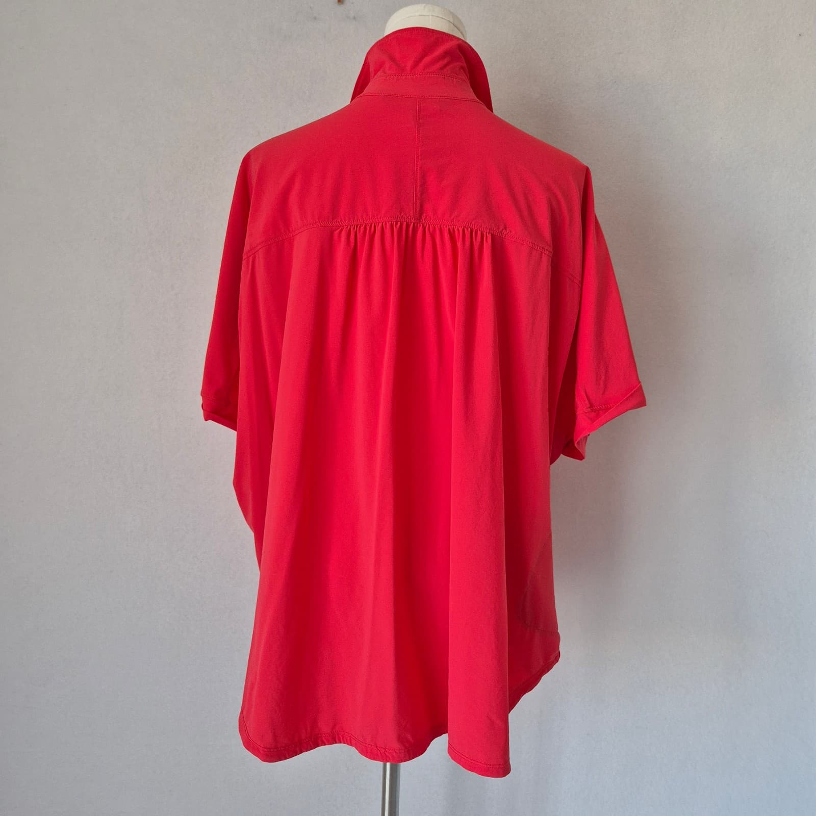 Outdoor Research Astroman UPF 30 Sun Shirt Short Sleeve Pocket Red Women's XXL - Thumbnail 7