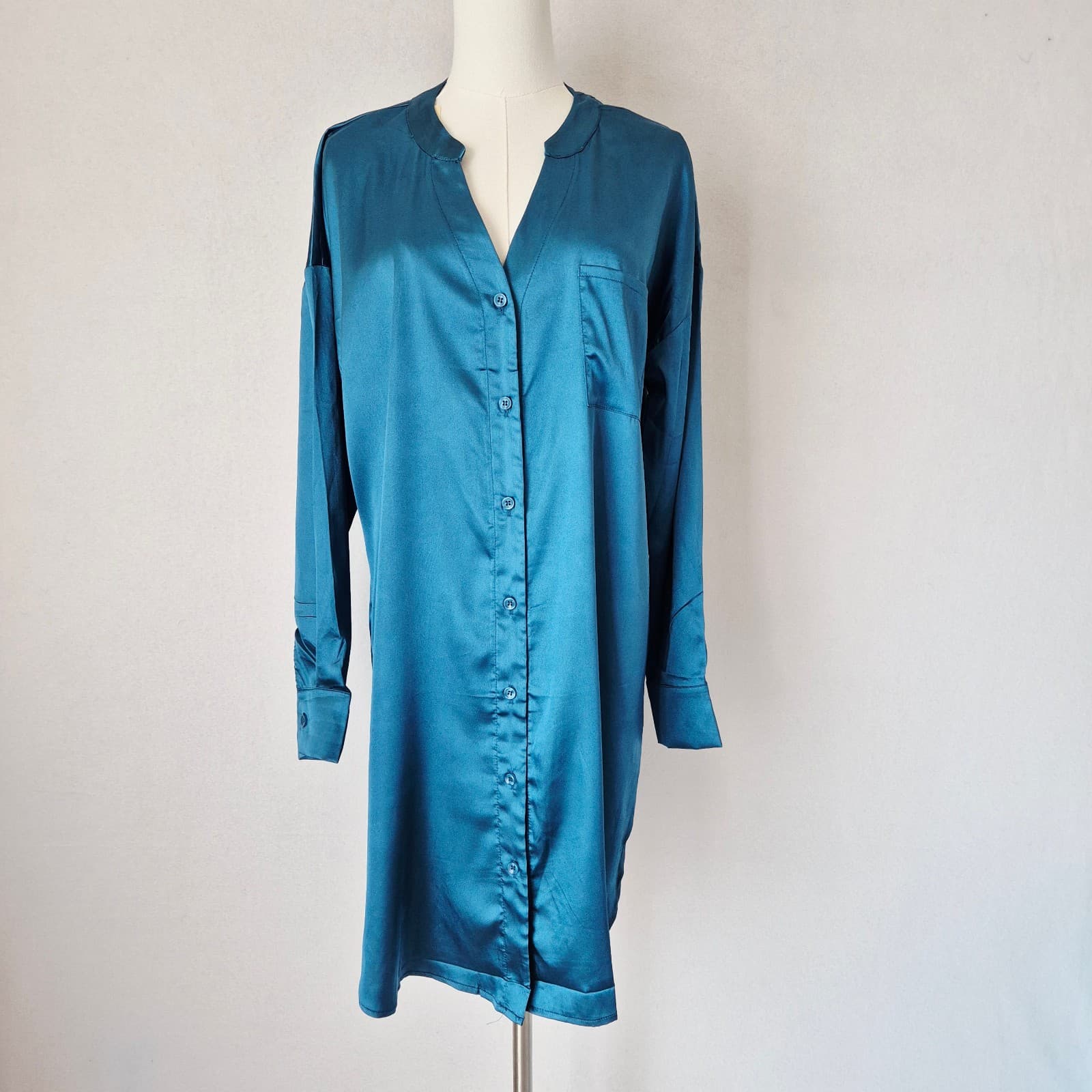 NWT EKOUAER Satin Night Sleepshirt Button-Down Pocket Long Sleeve Blue Women's L - Thumbnail 3