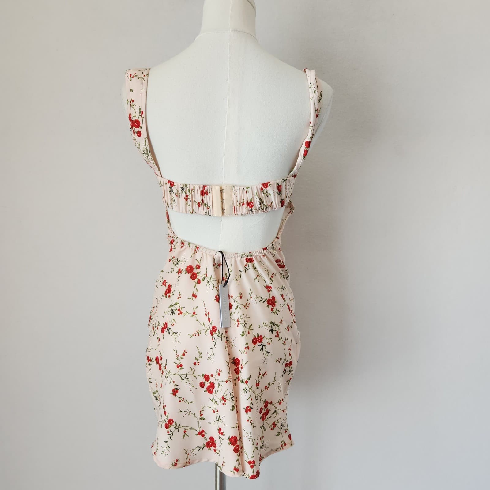 NWT RUMORED Loverboy Roses Sweetheart Romantic Mini Dress Built-In Bra Pink XS - Thumbnail 5