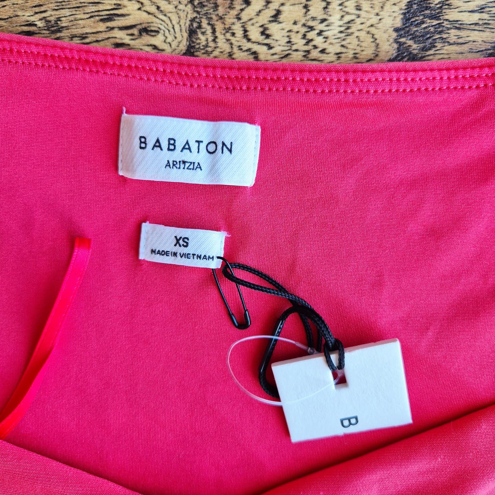 NWoT Babaton Aritzia Title Drapey Jersey Off-Shoulder Dress Long Sleeve Red XS - Thumbnail 11