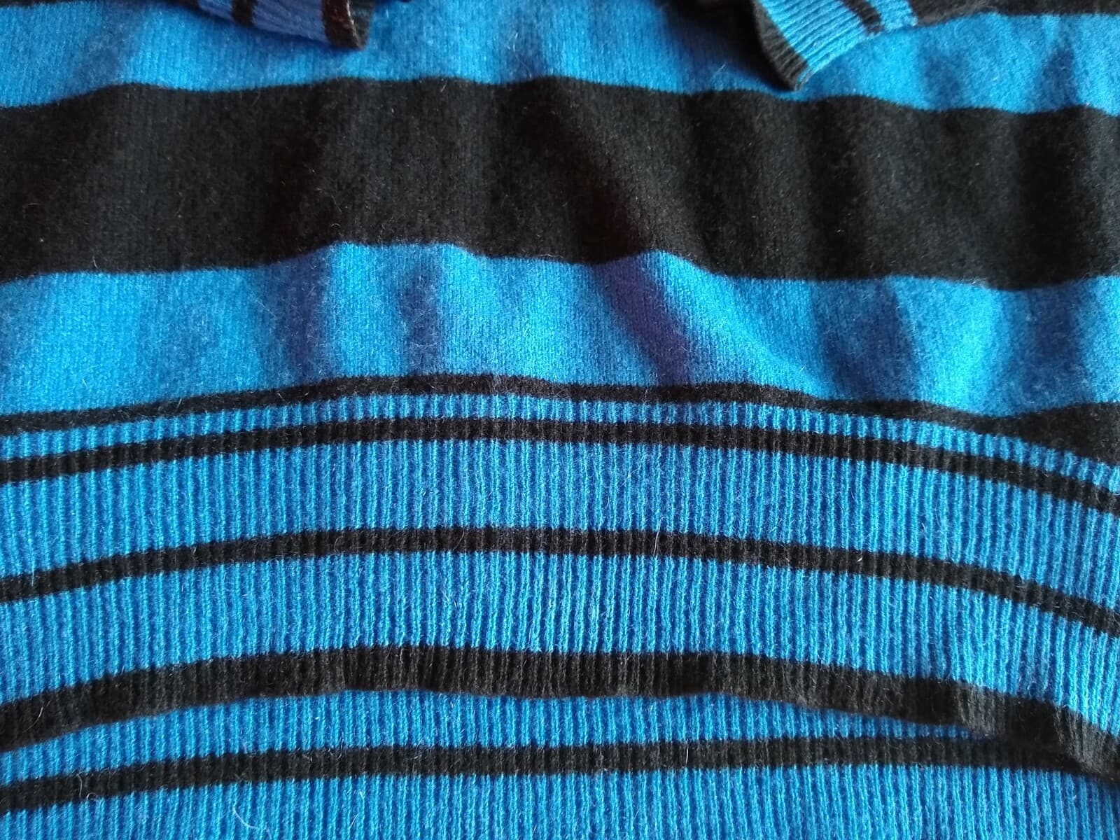WYATT Women 100% Cashmere Sweater Pullover Crew Neck Blue Striped Sz.S - Thumbnail 4