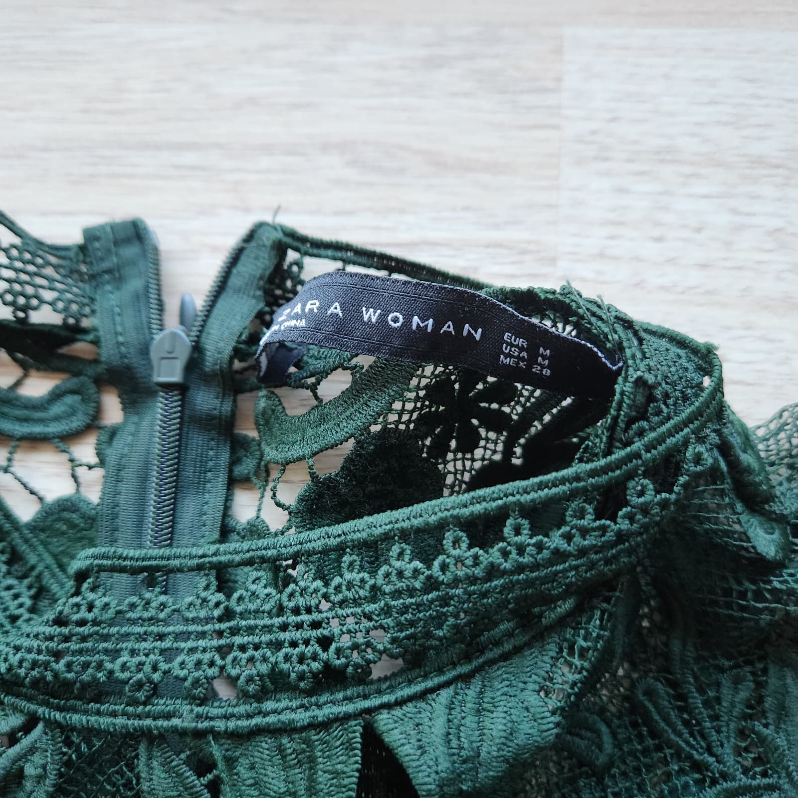 Zara Women Guipure Lace Mini Dress Mock Neck Lined Long Sleeve Green Sz.M - Thumbnail 10