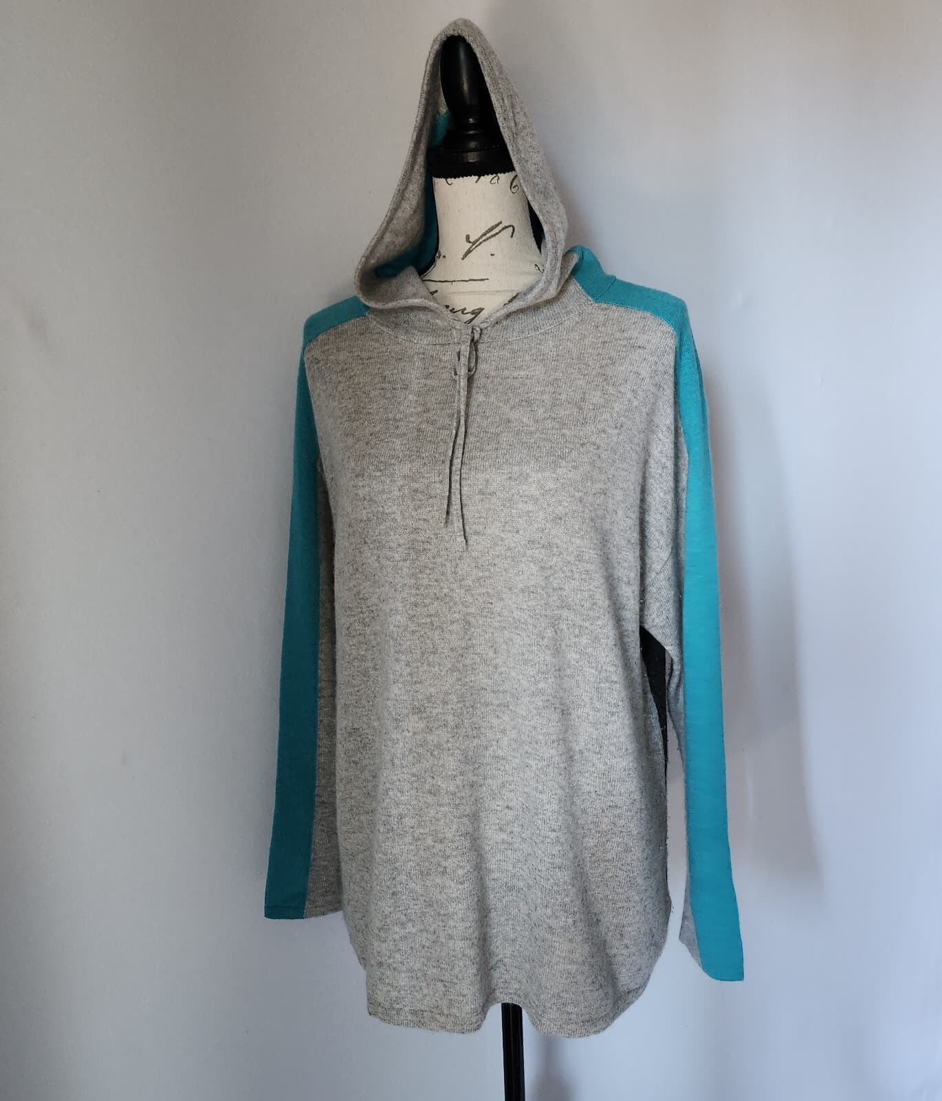 Charter Club Luxury 100% Cashmere Hooded Sweater Women Sz.Large Color Block - Thumbnail 2