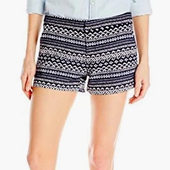 Joie Merci Aztec Ethic Jacquard 3" Shorts Zip Black White Cotton Blend Women 0 - Thumbnail 2