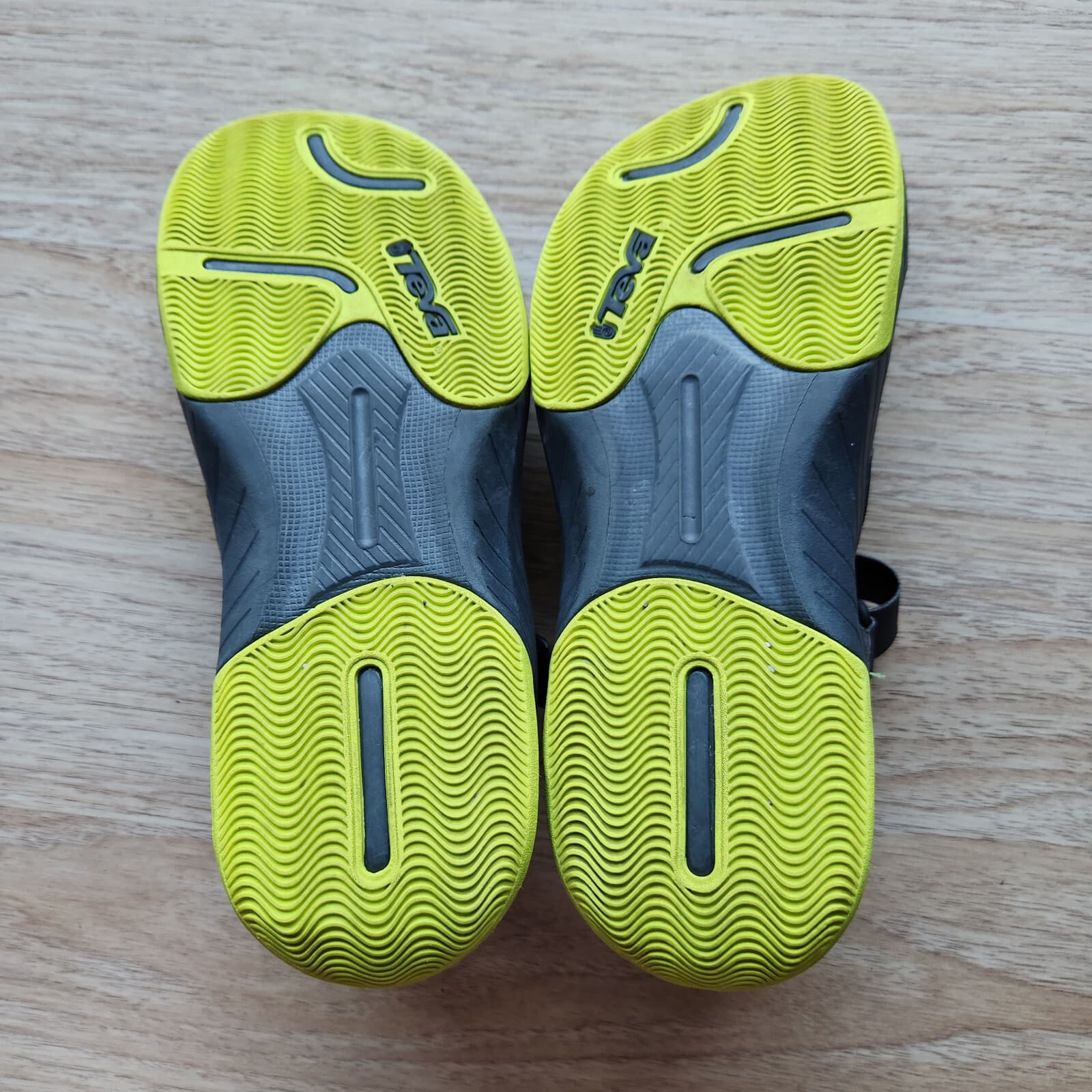 Teva Barracuda Hiking Sport Sandals Waterproof Adjustable Black Green Men's US8 - Thumbnail 7