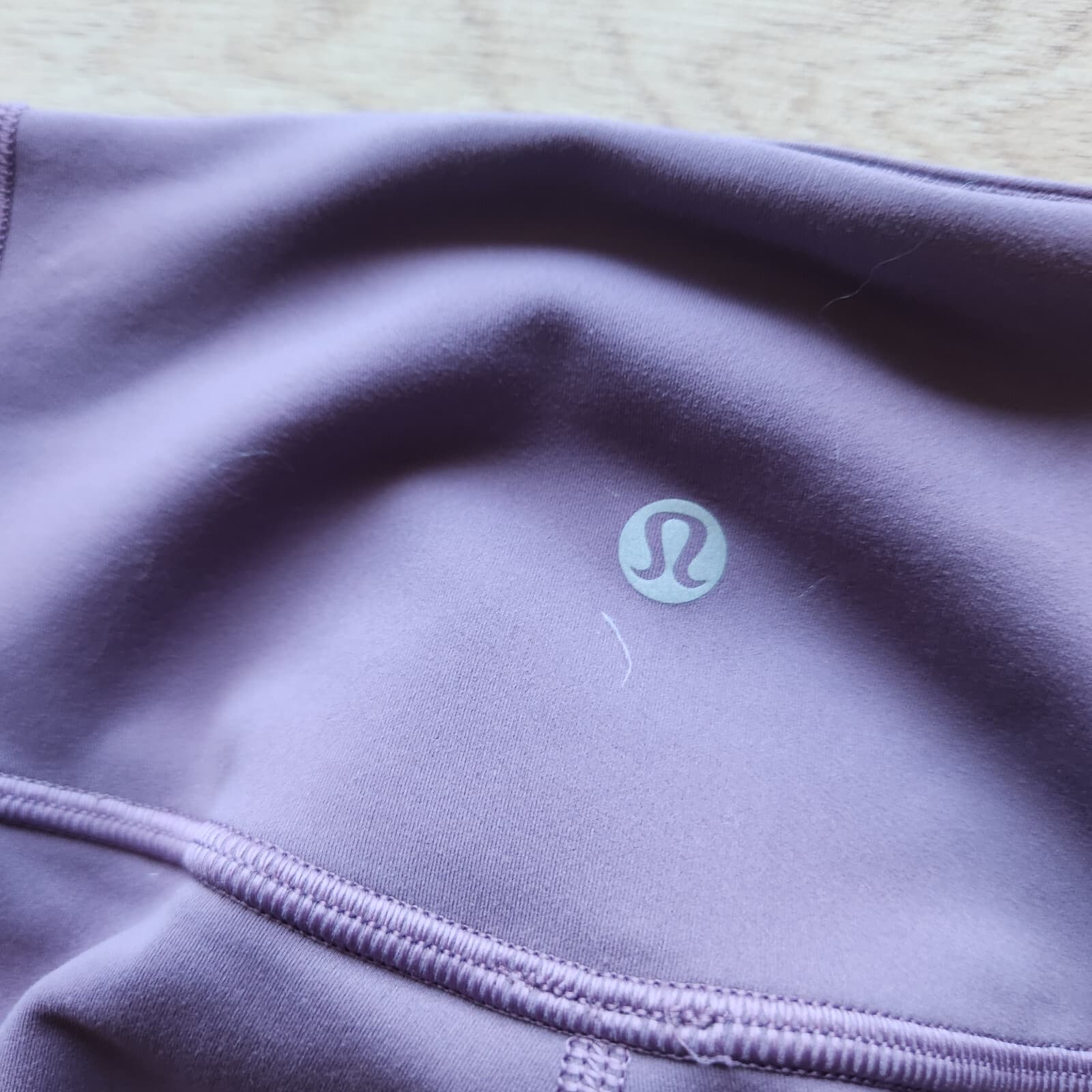 Lululemon Forget The Sweat Crop 21" Workout Mix-Mesh Fabric Smoked Mulberry Sz.6 - Thumbnail 13