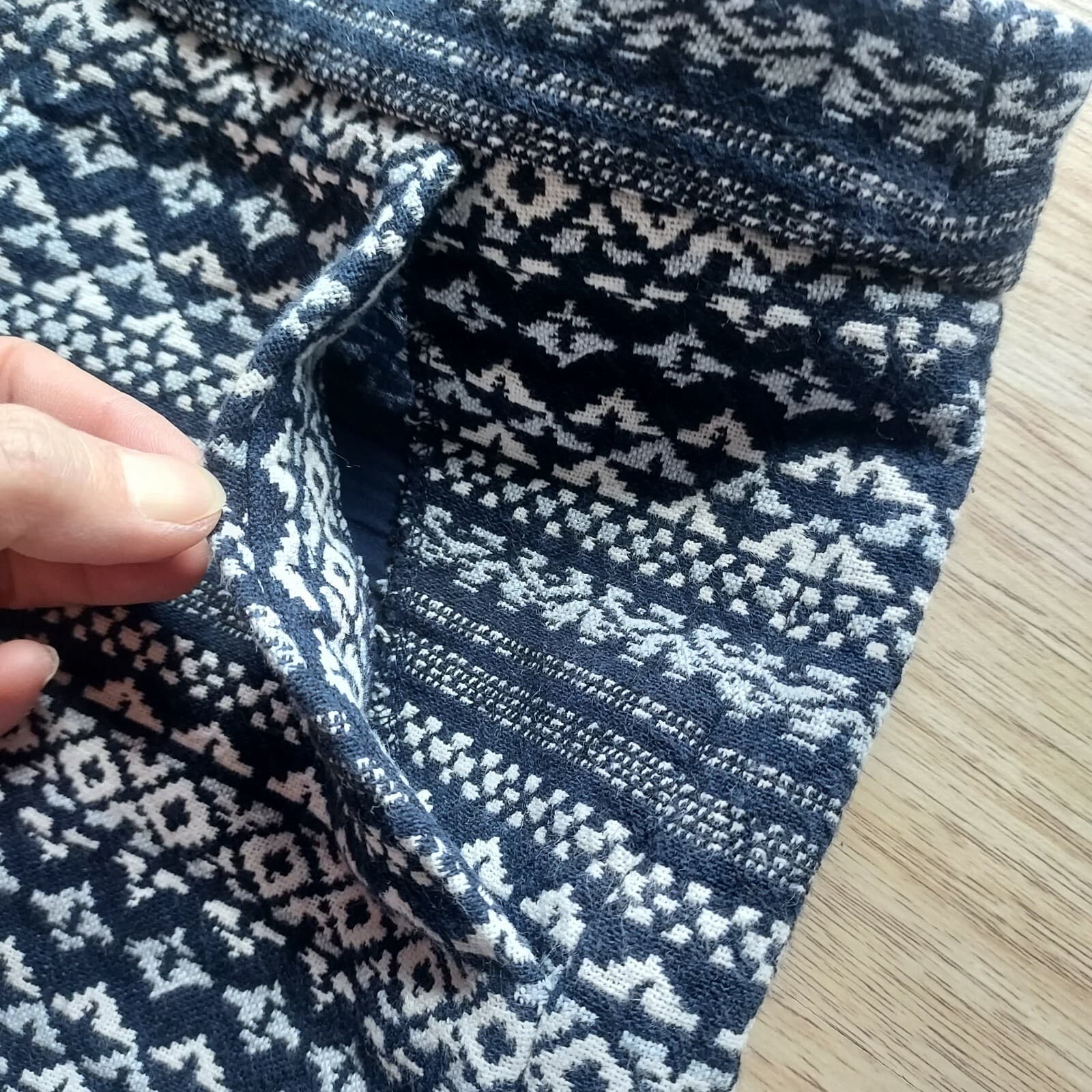 Joie Merci Aztec Ethic Jacquard 3" Shorts Zip Black White Cotton Blend Women 0 - Thumbnail 3